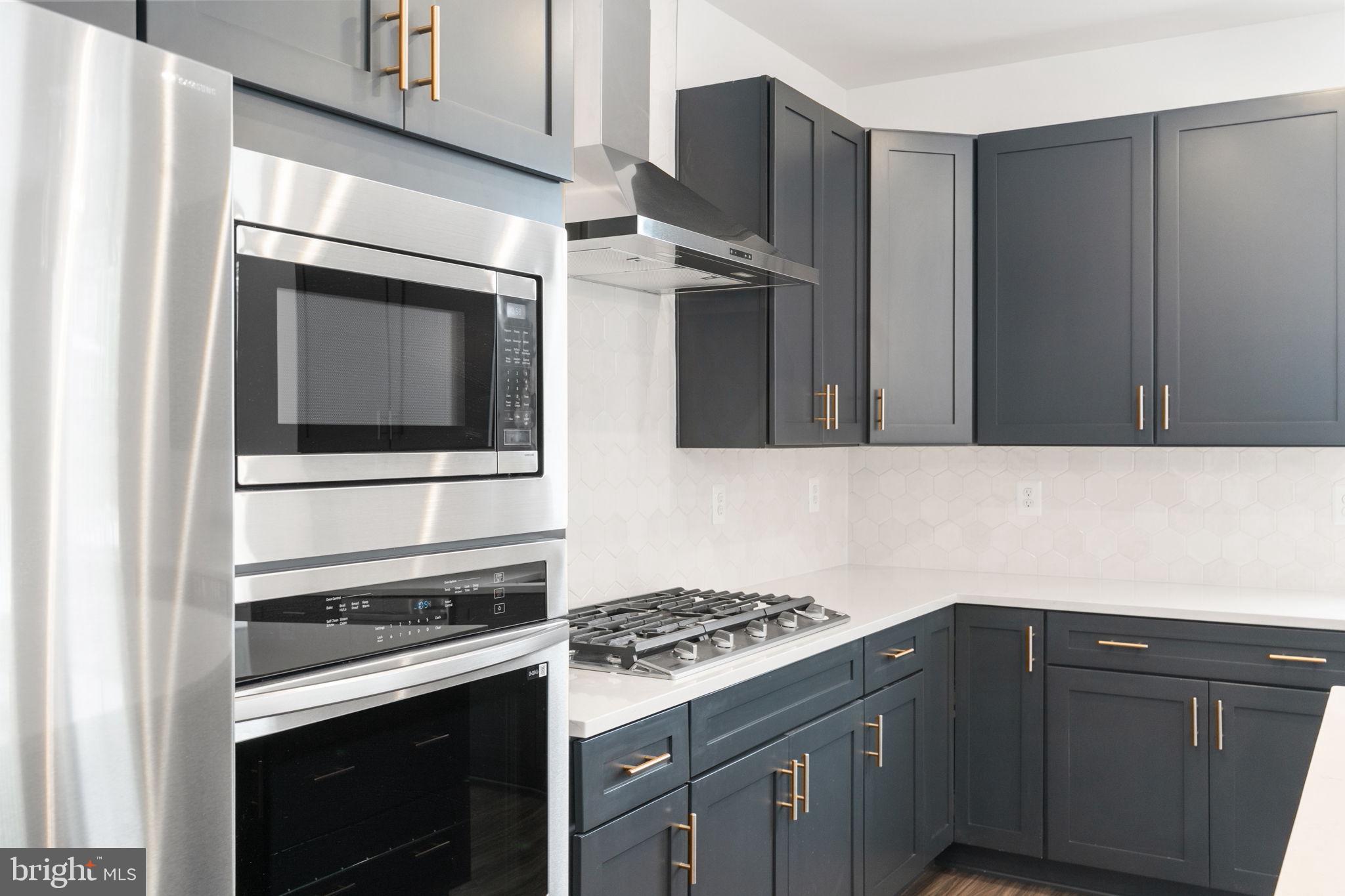 11568 CHAPMAN MILL DRIVE