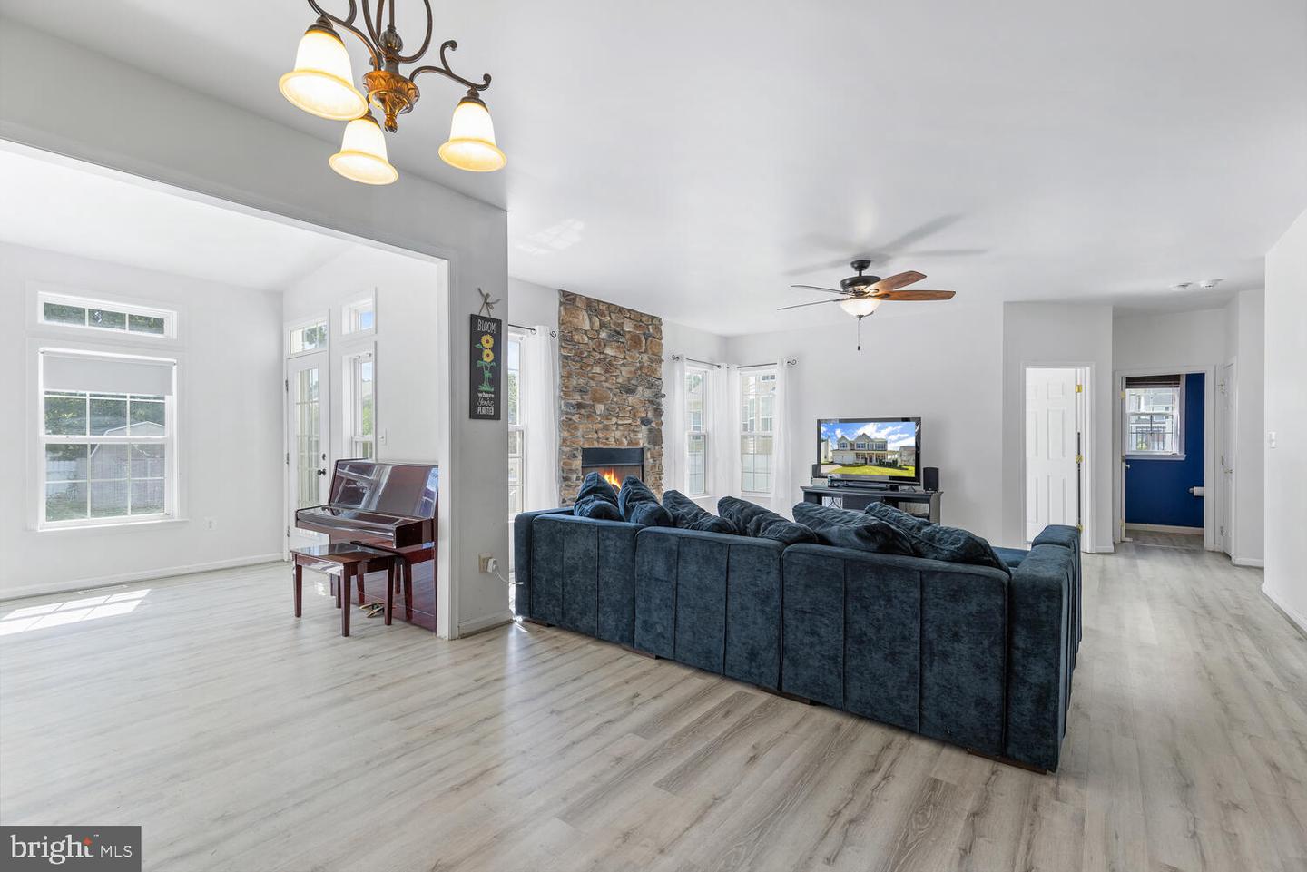 4283 Alexis LANE
