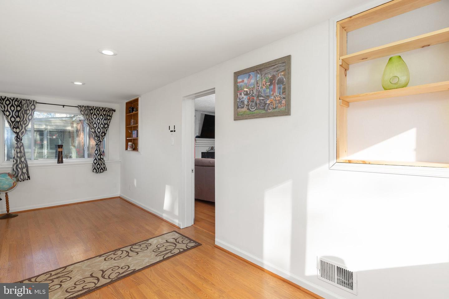 6115 5th STREET