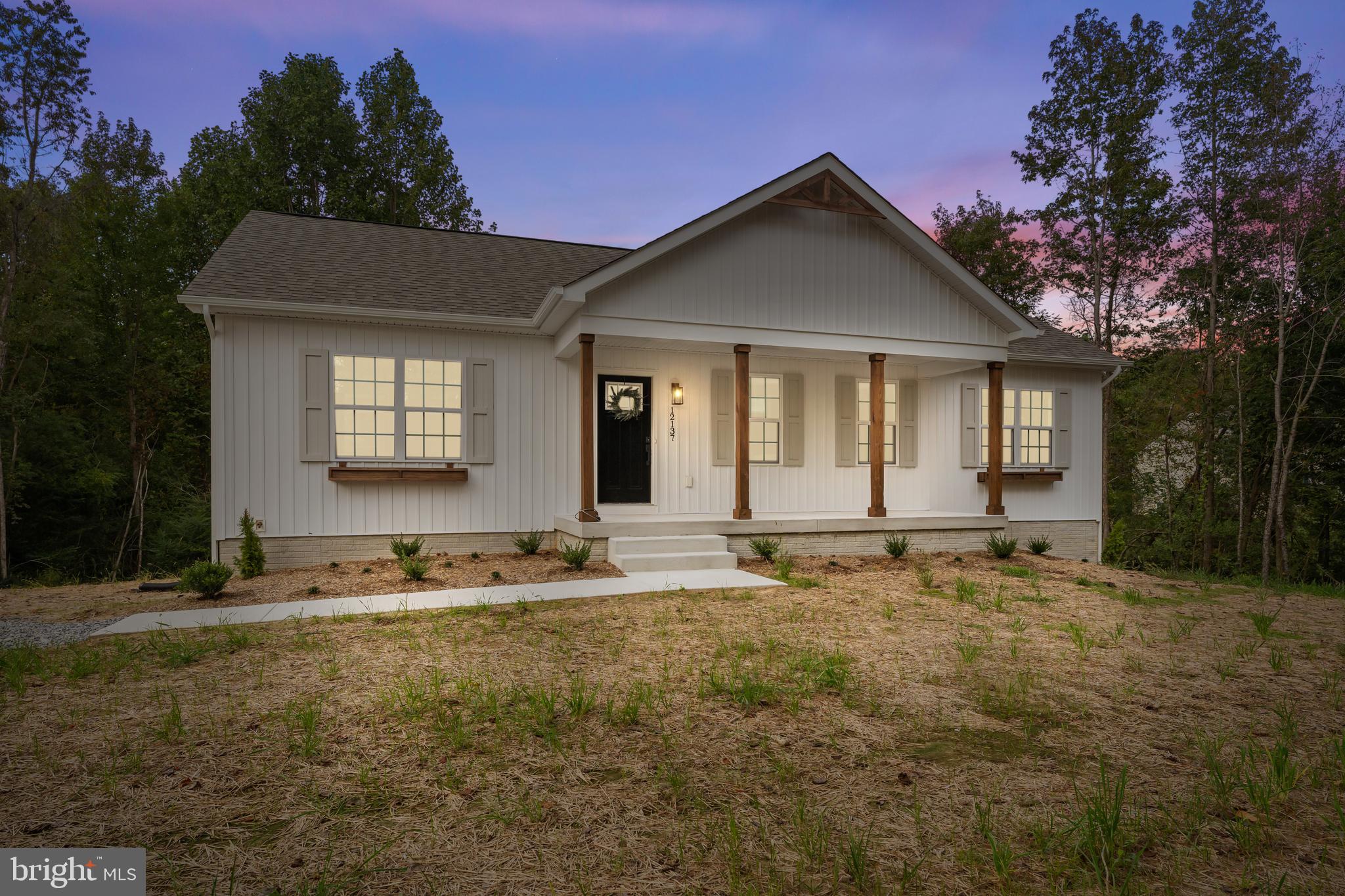 12137 Ridge Rd