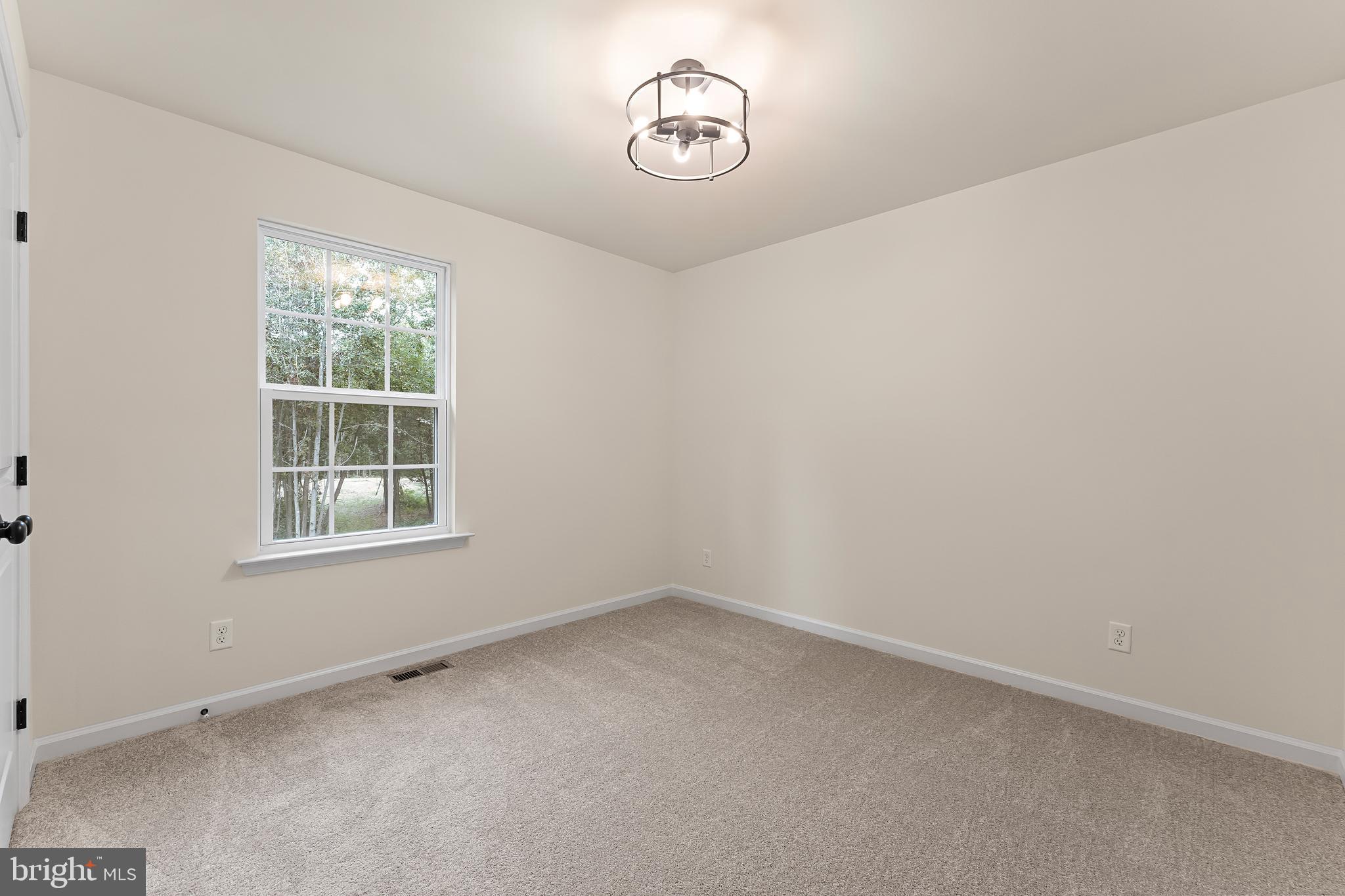 12137 Ridge Rd