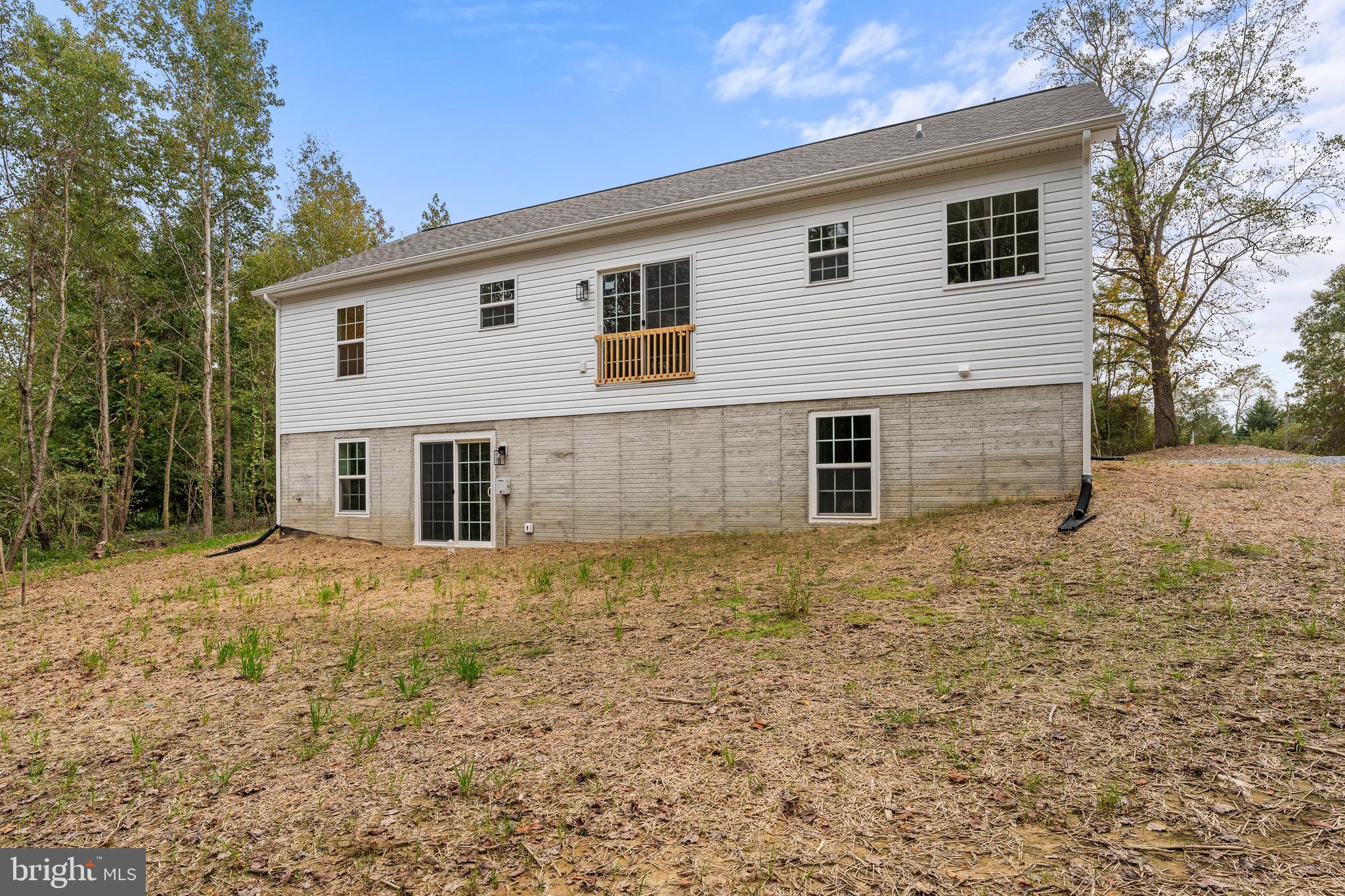 12137 Ridge Rd