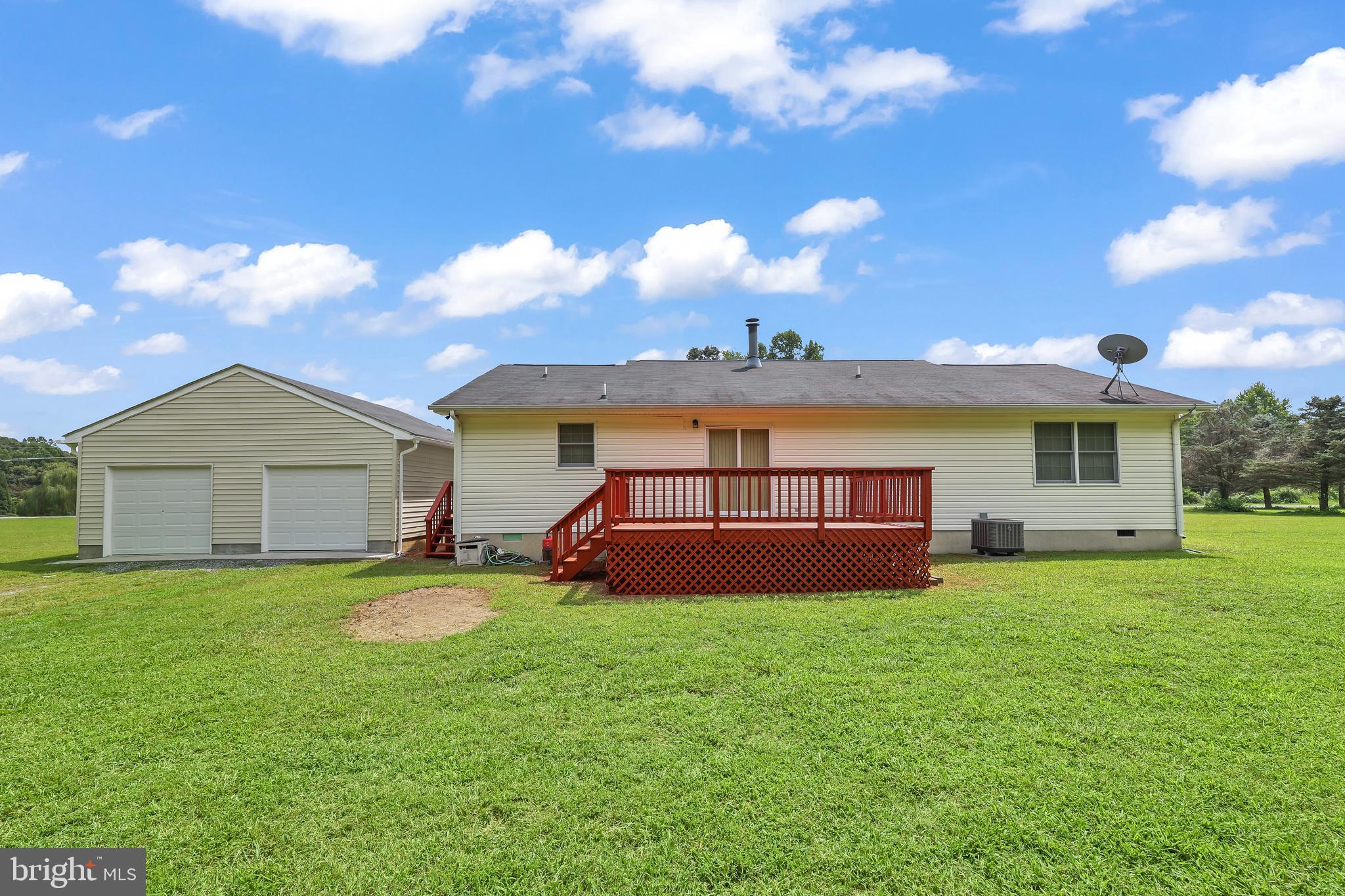 10010 Little John Ct