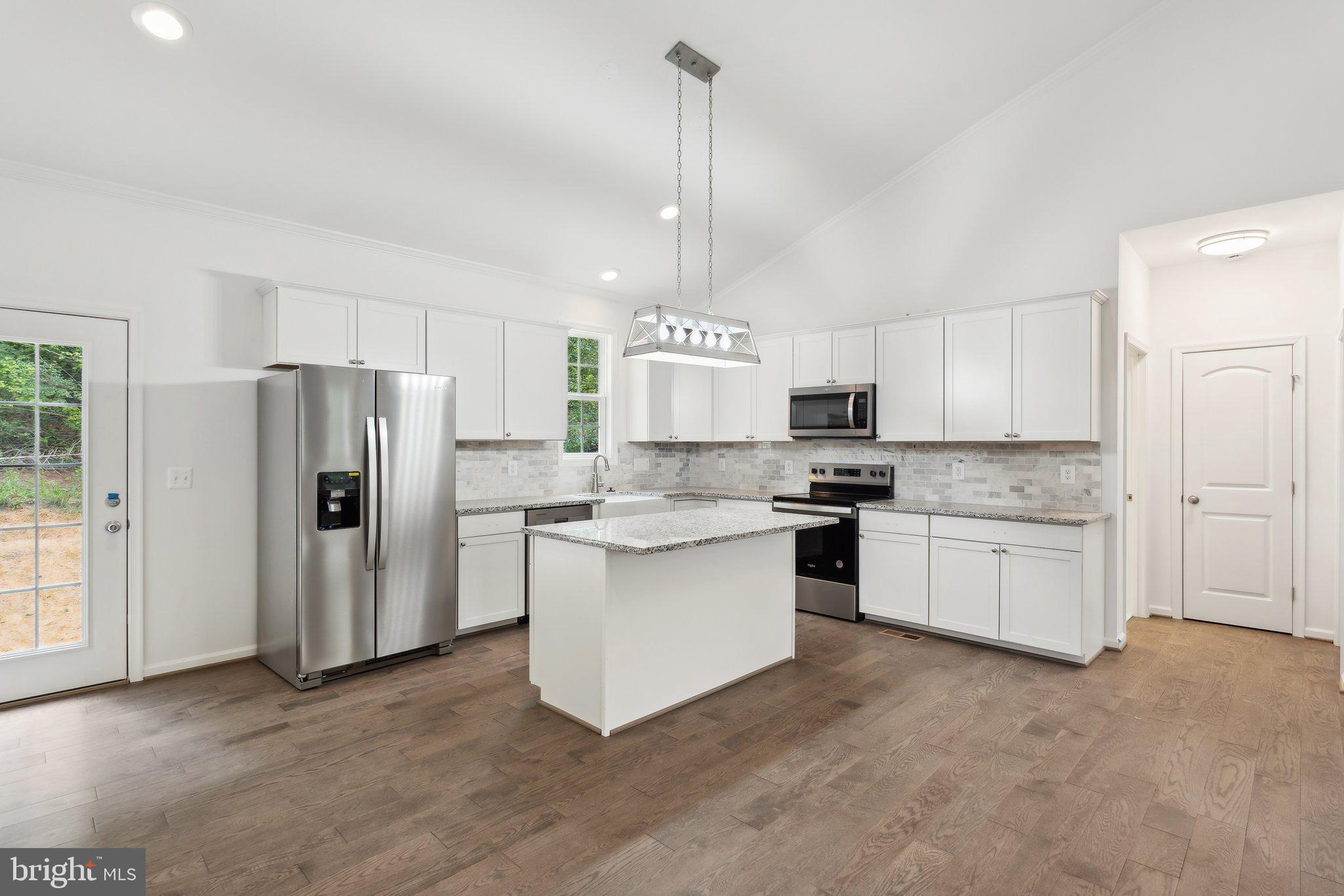 8225 Buckthorne Run