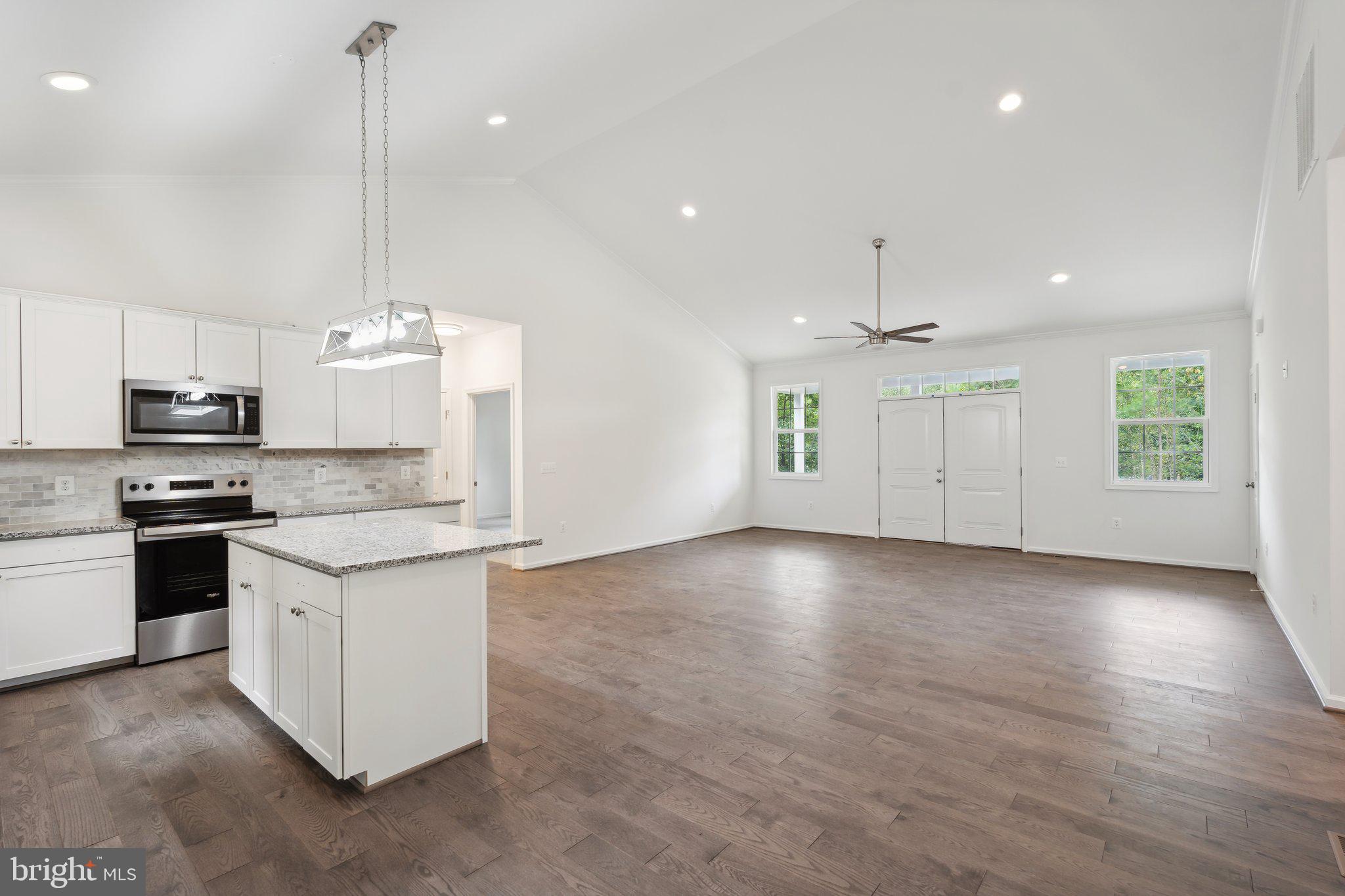 8225 Buckthorne Run