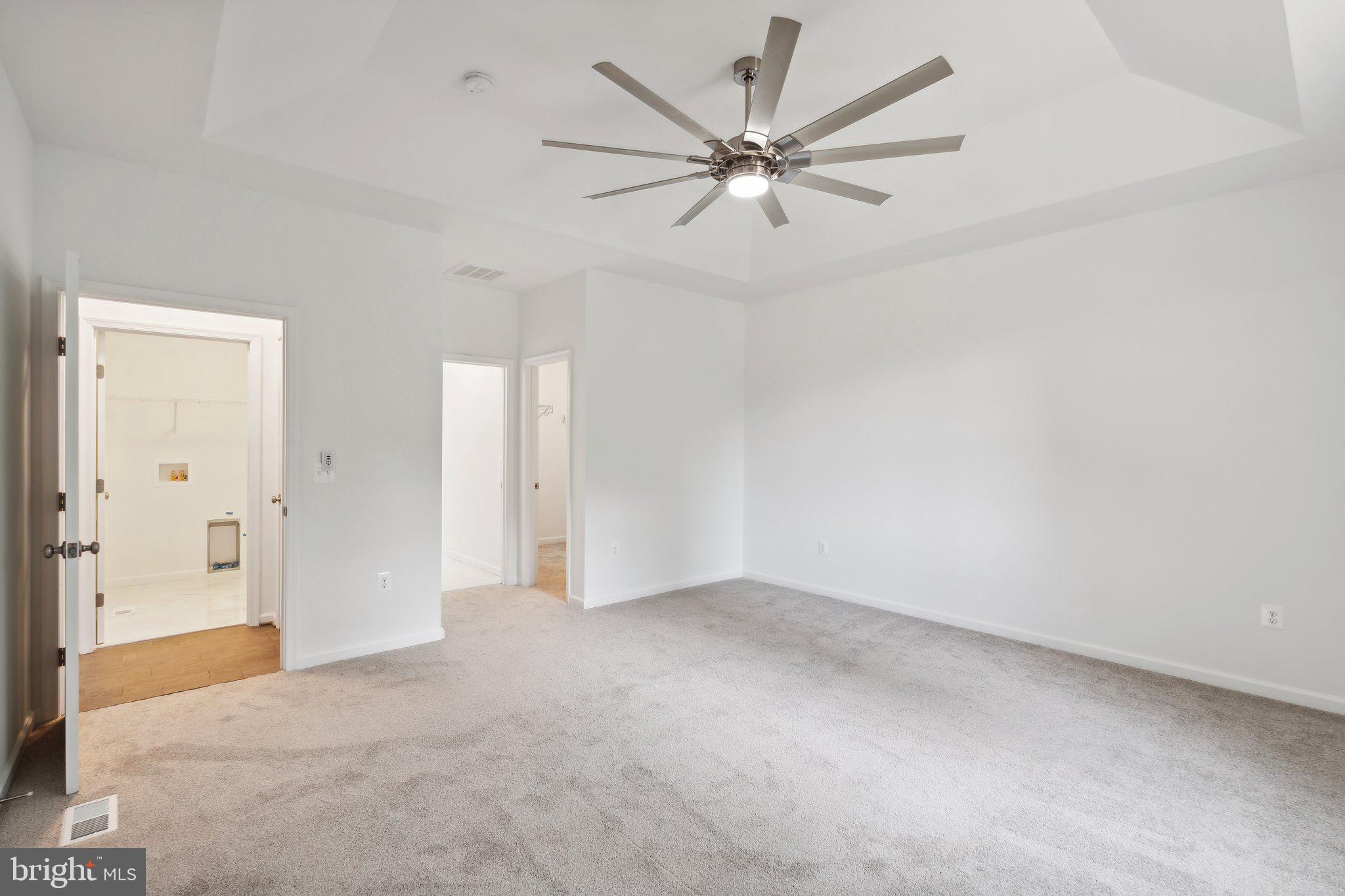8225 Buckthorne Run