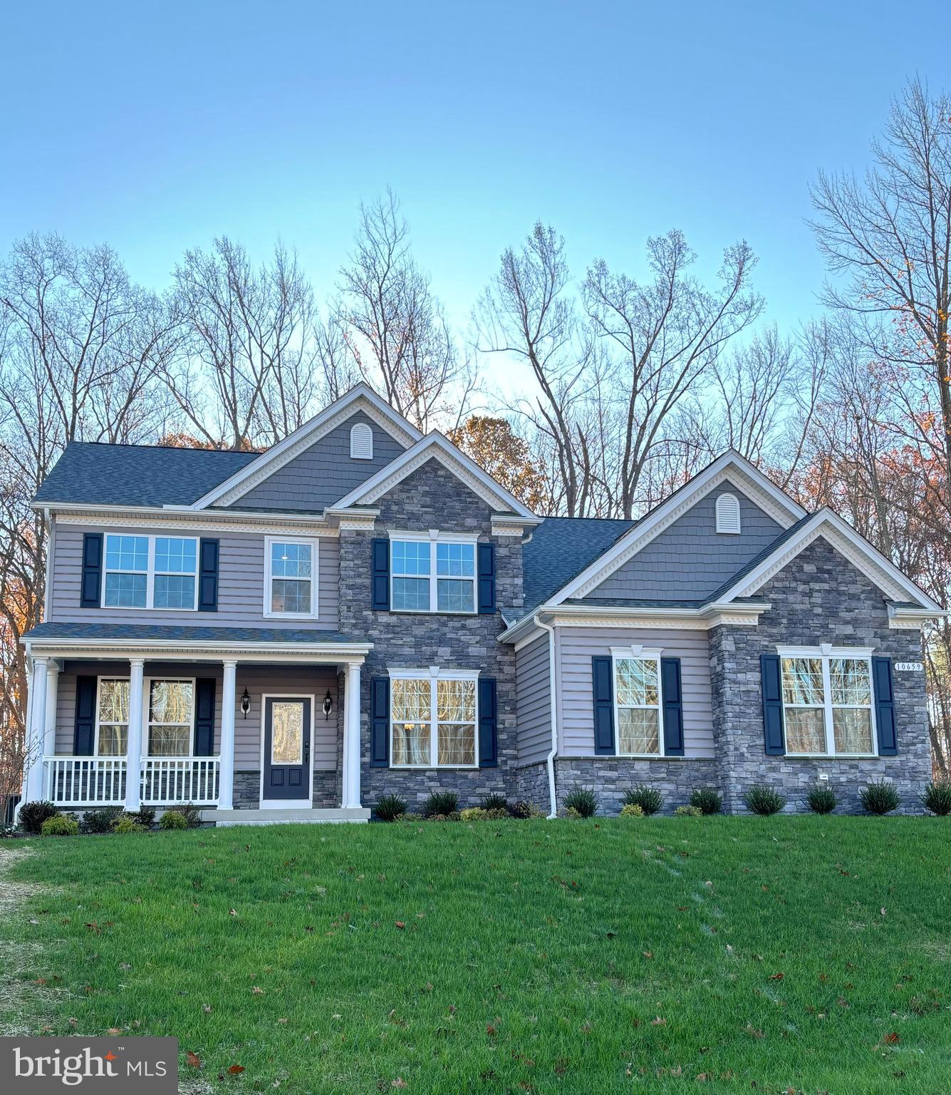 10152 MULBERRY COURT