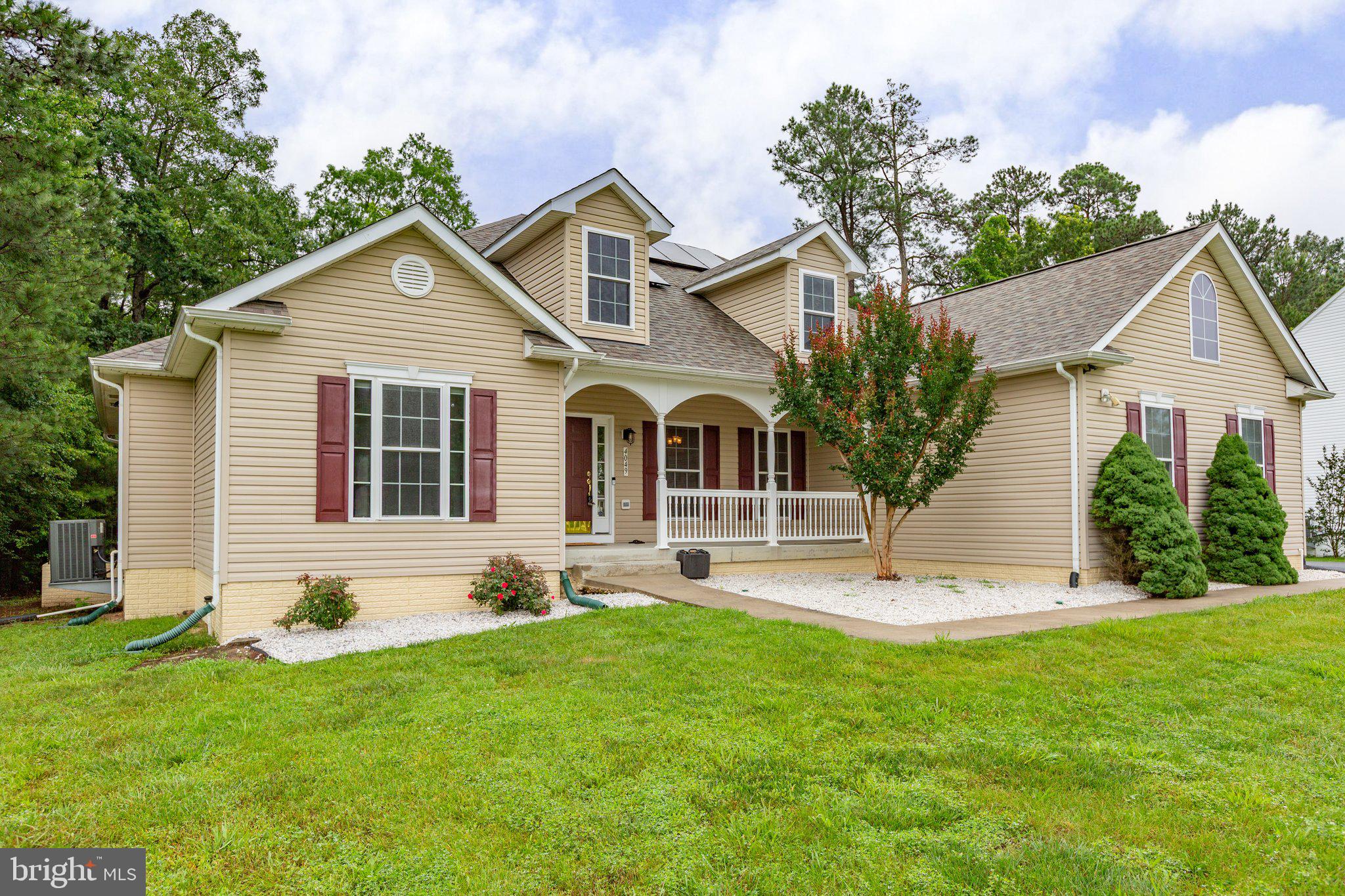 4049 Chatham Dr