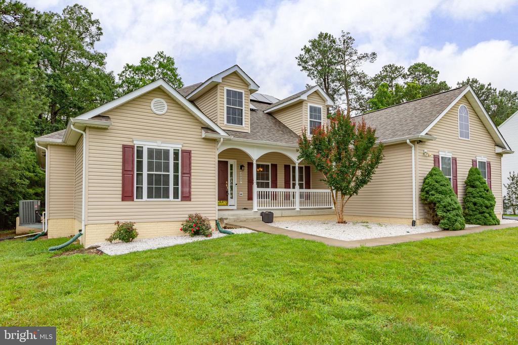 4049 Chatham Dr