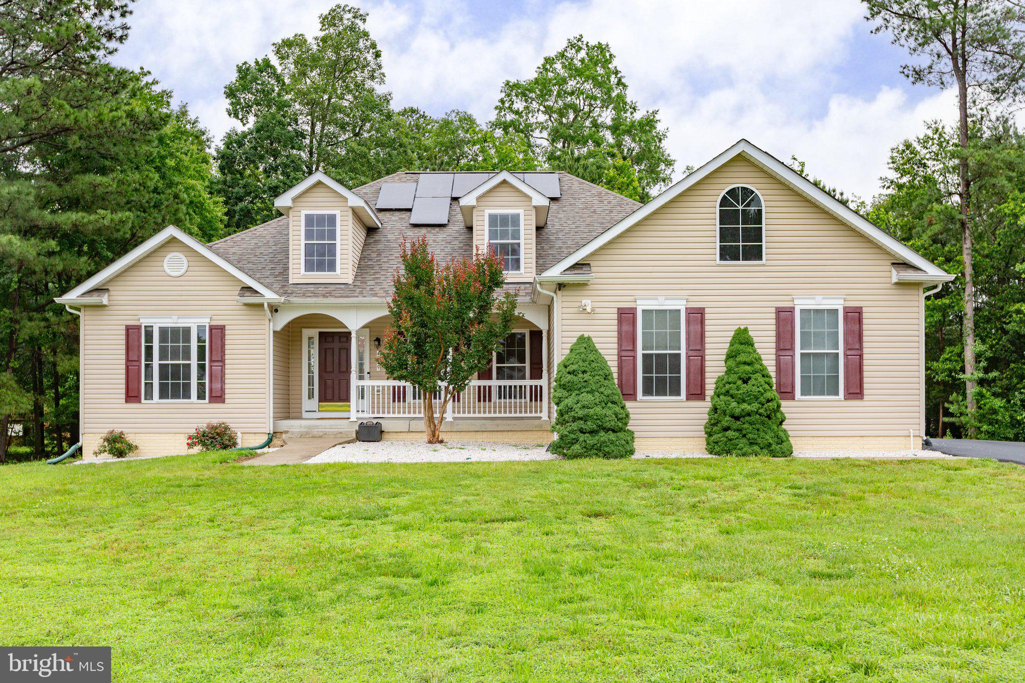 4049 Chatham Dr