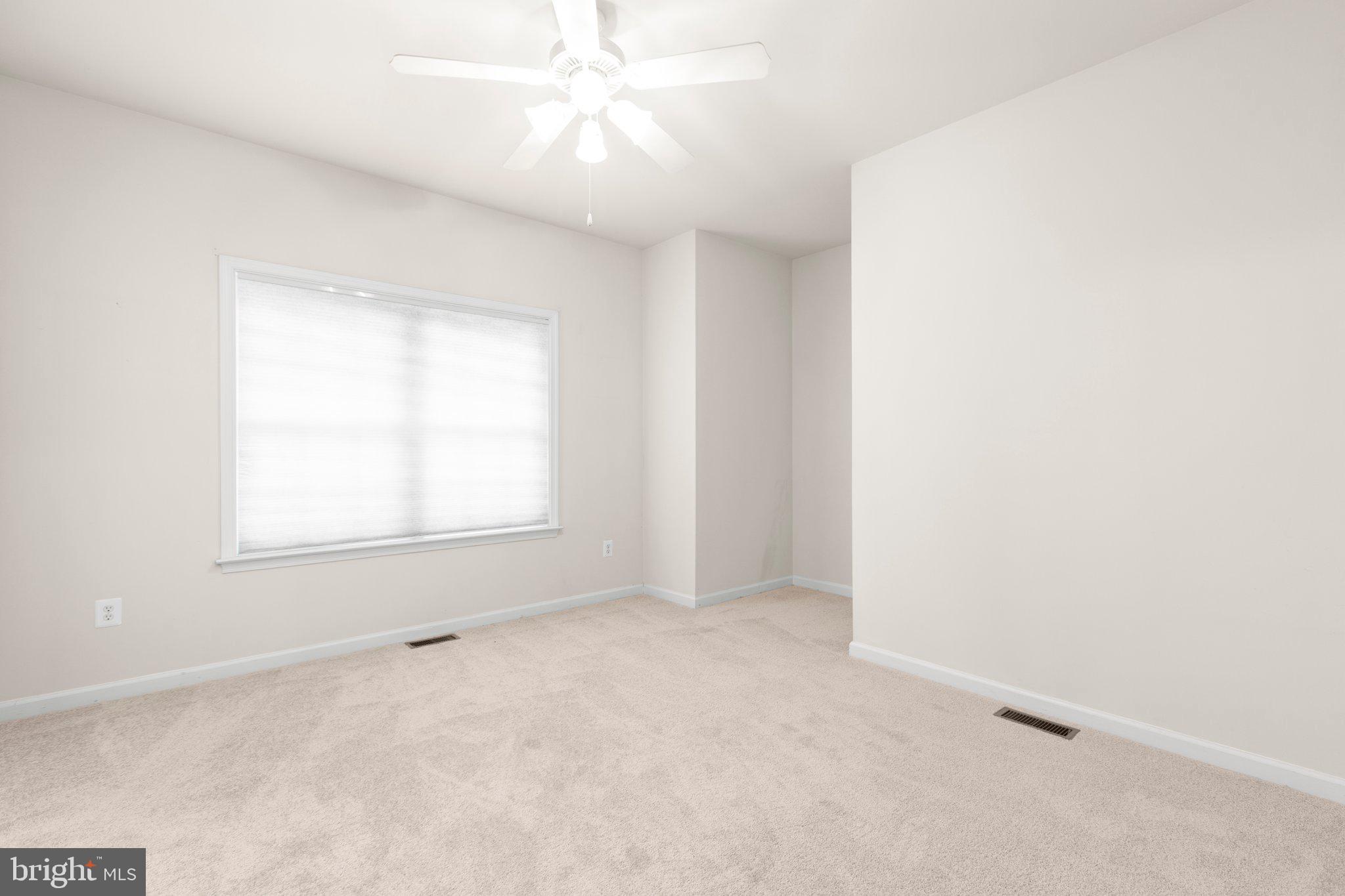 4049 Chatham Dr