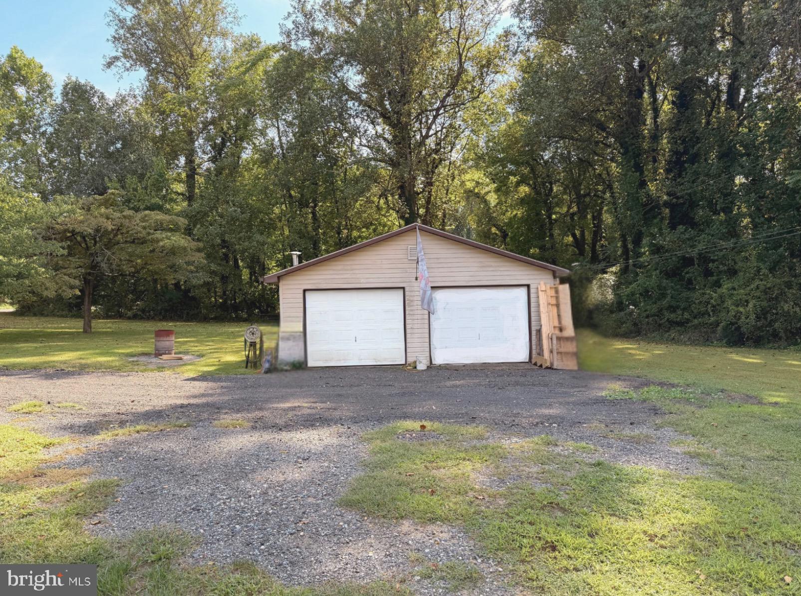 9050 PUMPKIN NECK ROAD