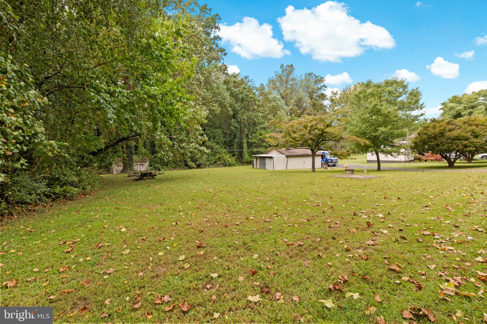 9050 PUMPKIN NECK ROAD
