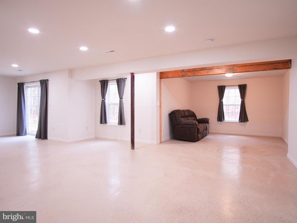 6249 HAWSER DRIVE