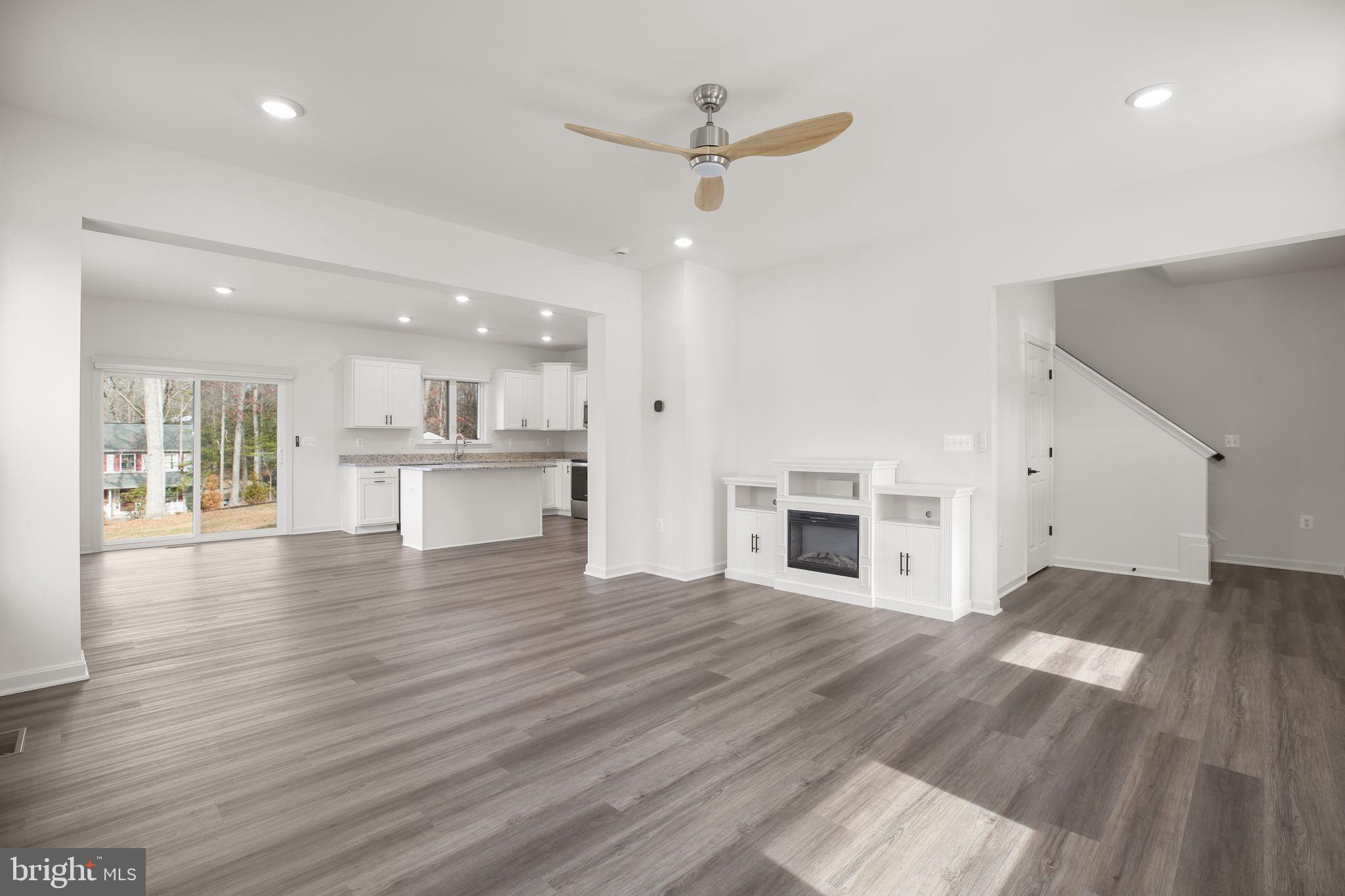 8399 INDEPENDENCE CIRCLE