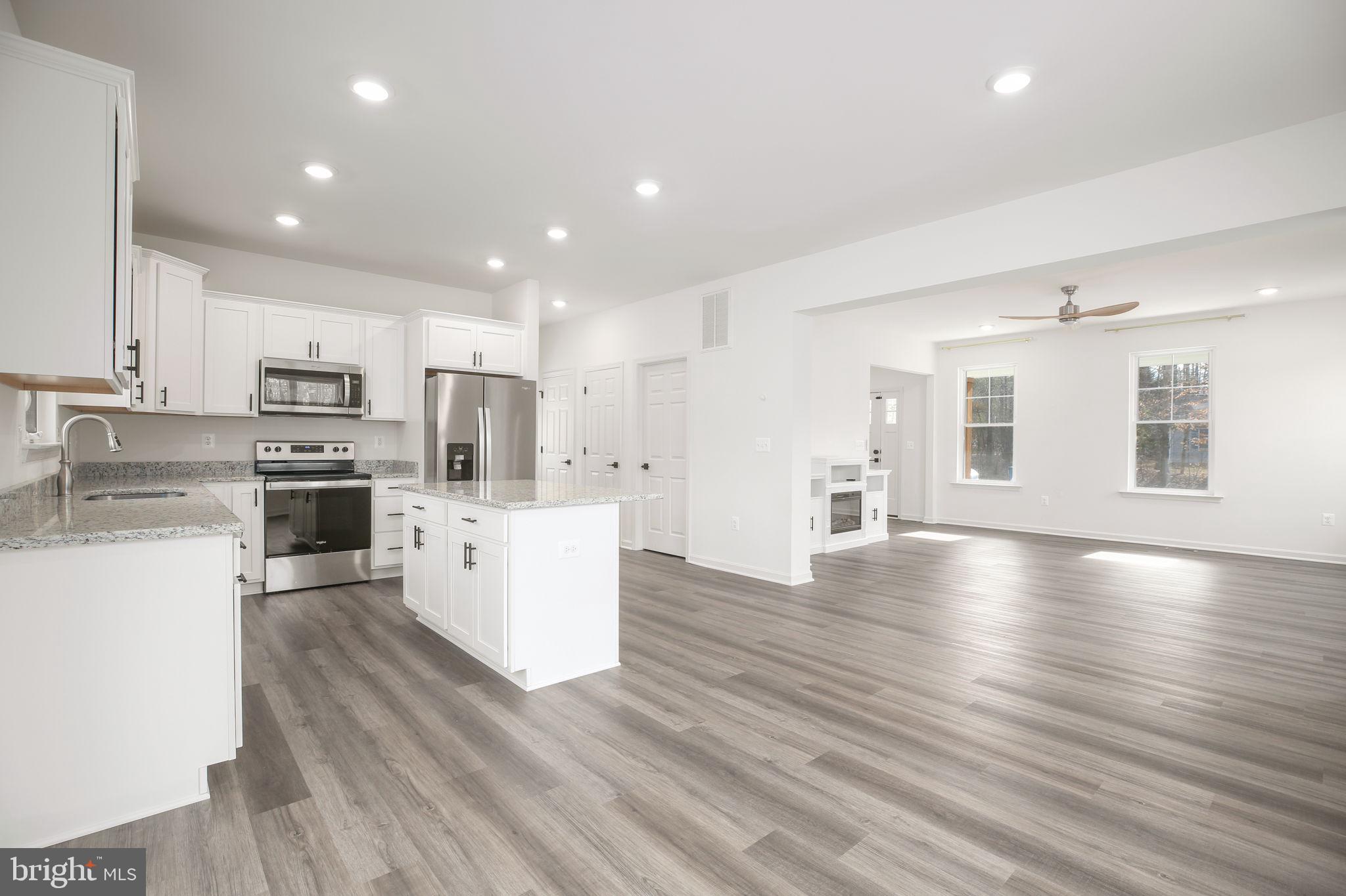 8399 INDEPENDENCE CIRCLE