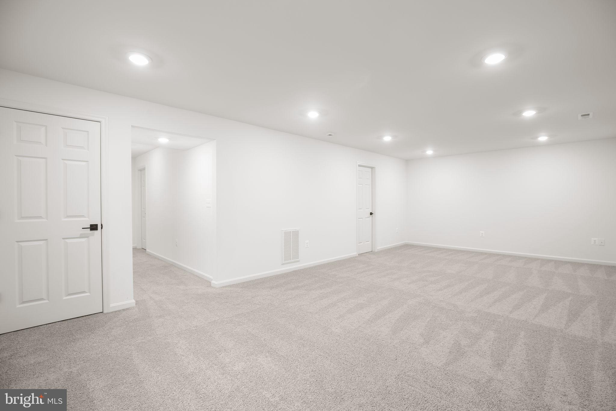 8399 INDEPENDENCE CIRCLE