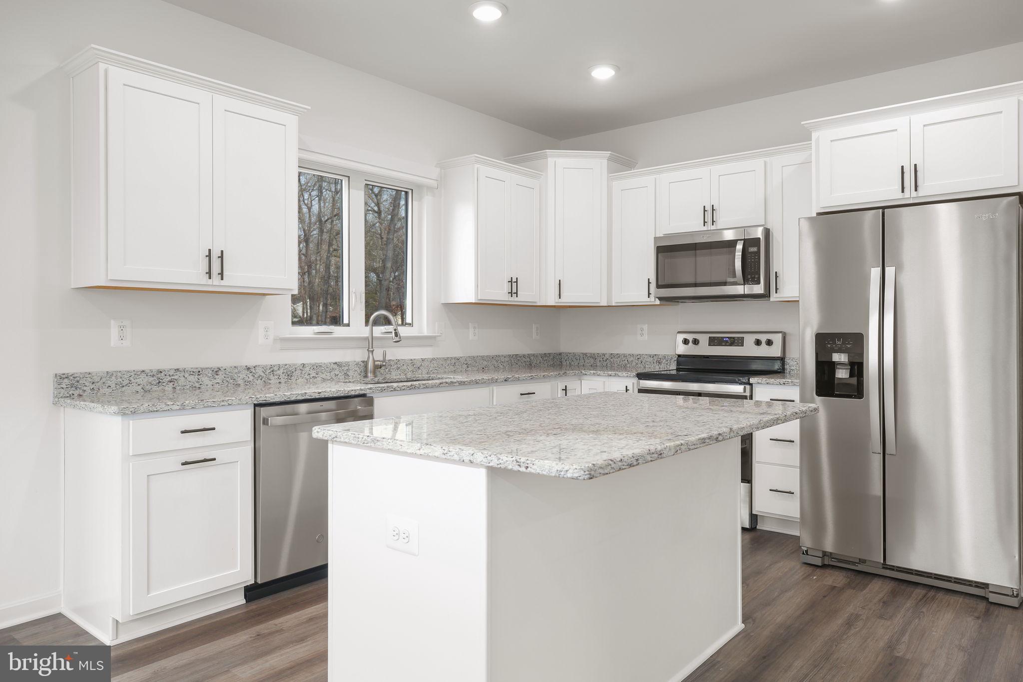 8399 INDEPENDENCE CIRCLE