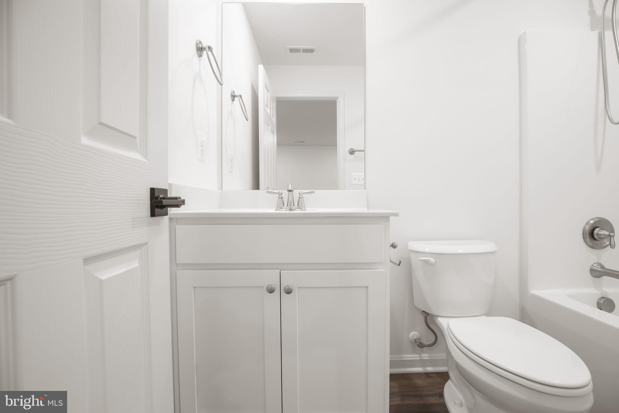 8399 INDEPENDENCE CIRCLE