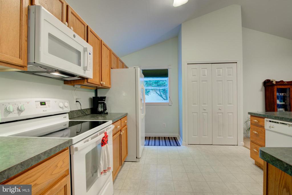 8256 REAGAN DRIVE