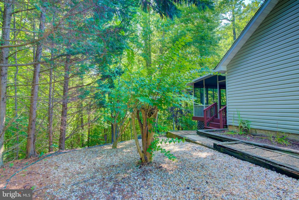 8256 REAGAN DRIVE