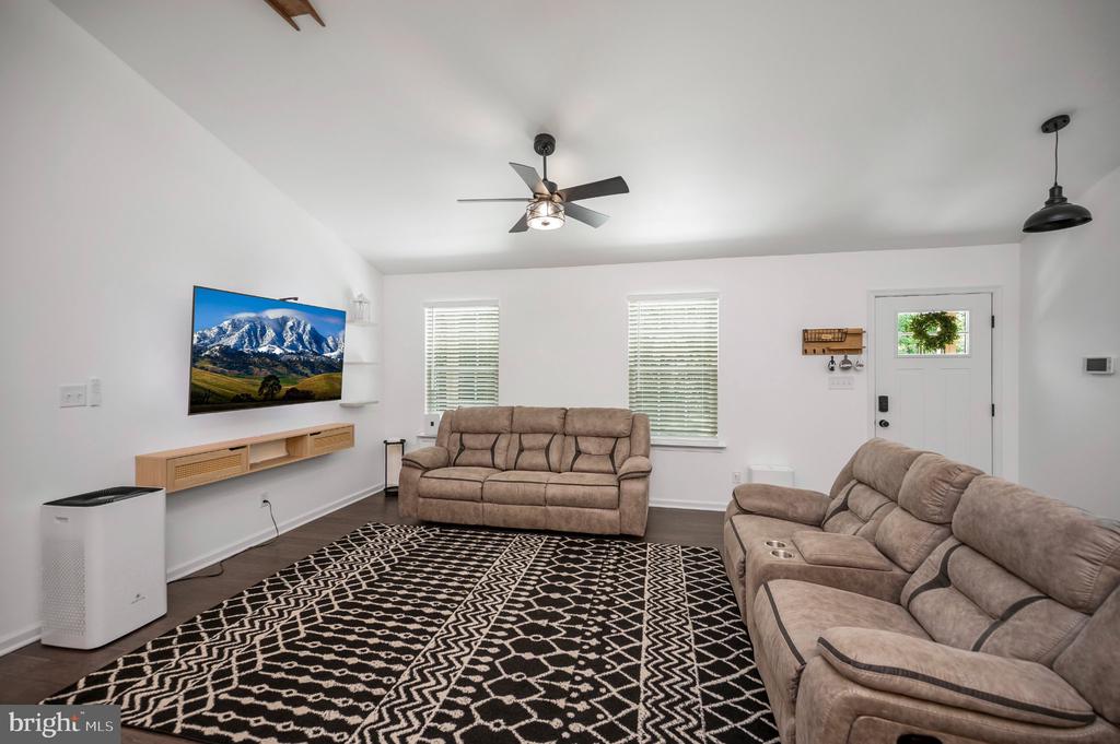 12137 RIDGE ROAD
