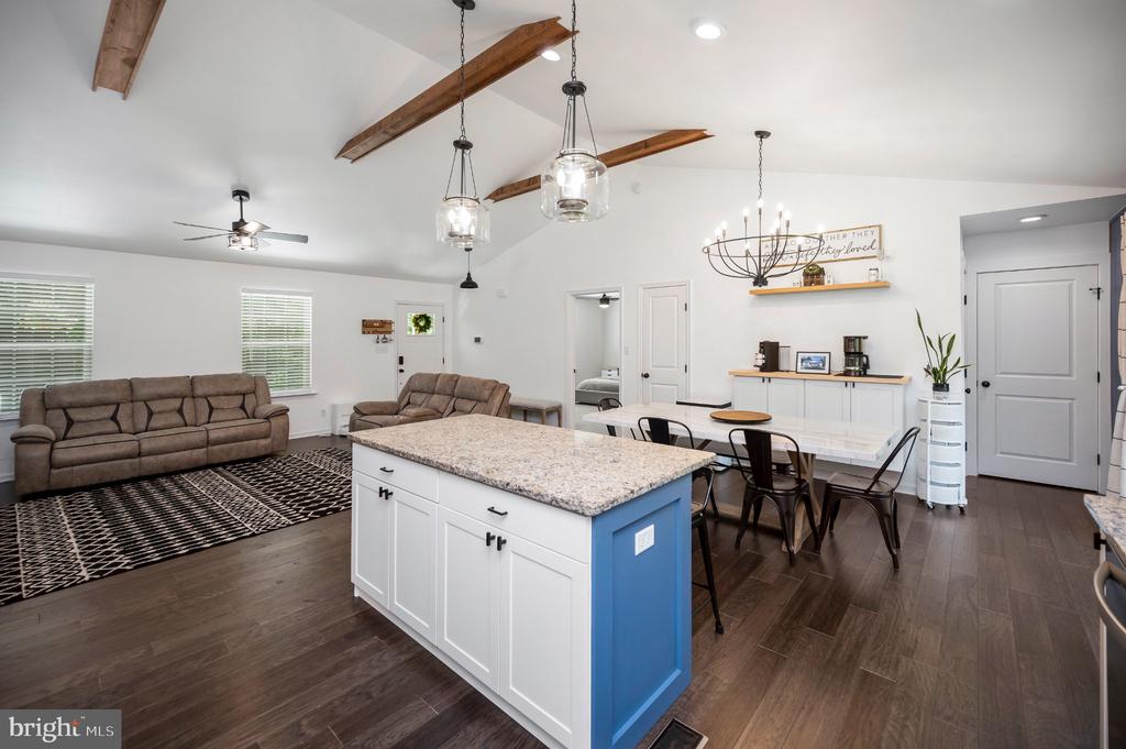 12137 RIDGE ROAD