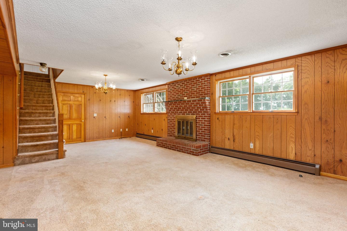 71 Cosner ROAD