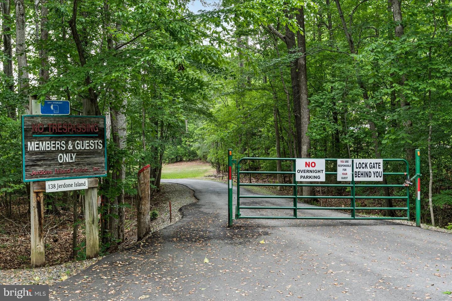 33 Bogey LANE