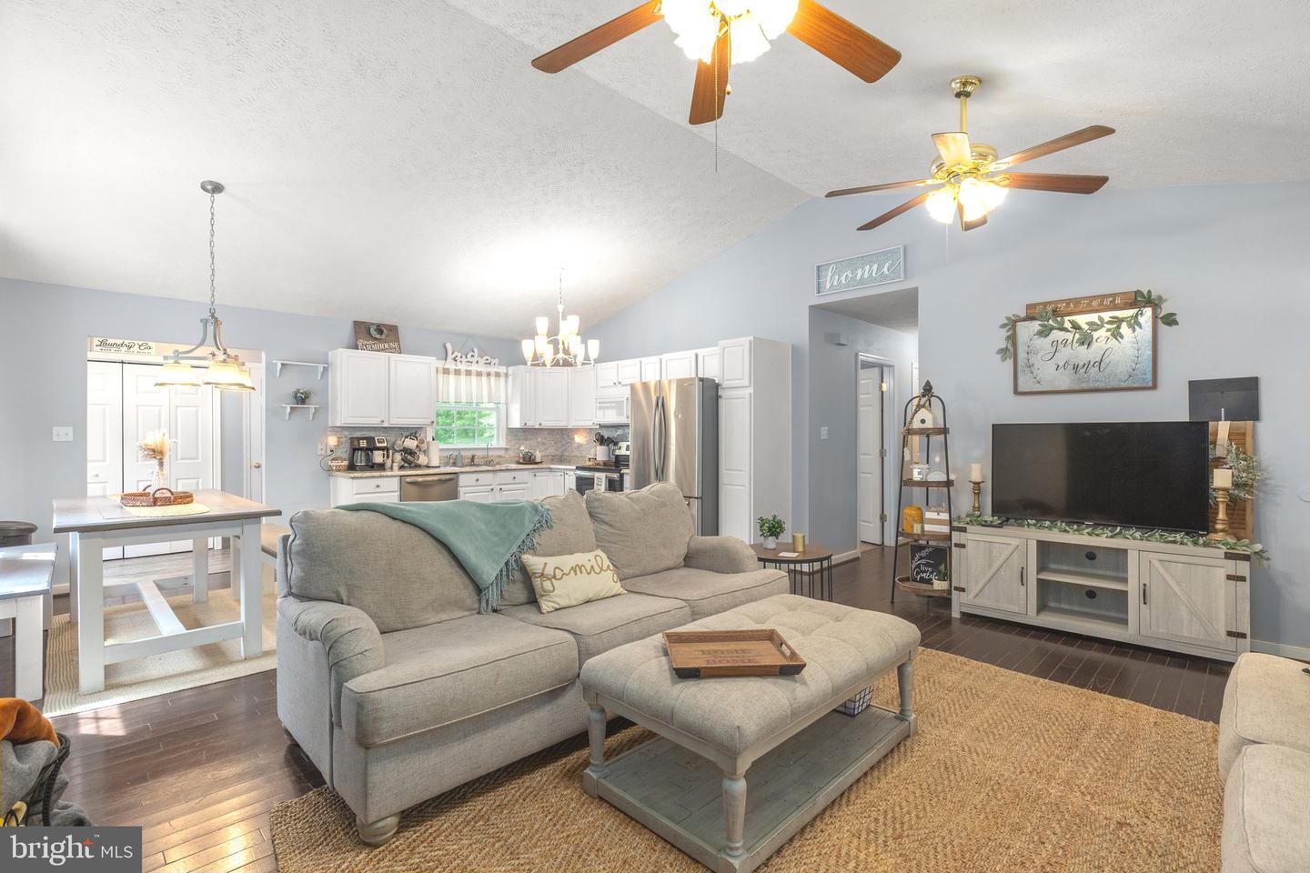 646 Louisa Farms LANE
