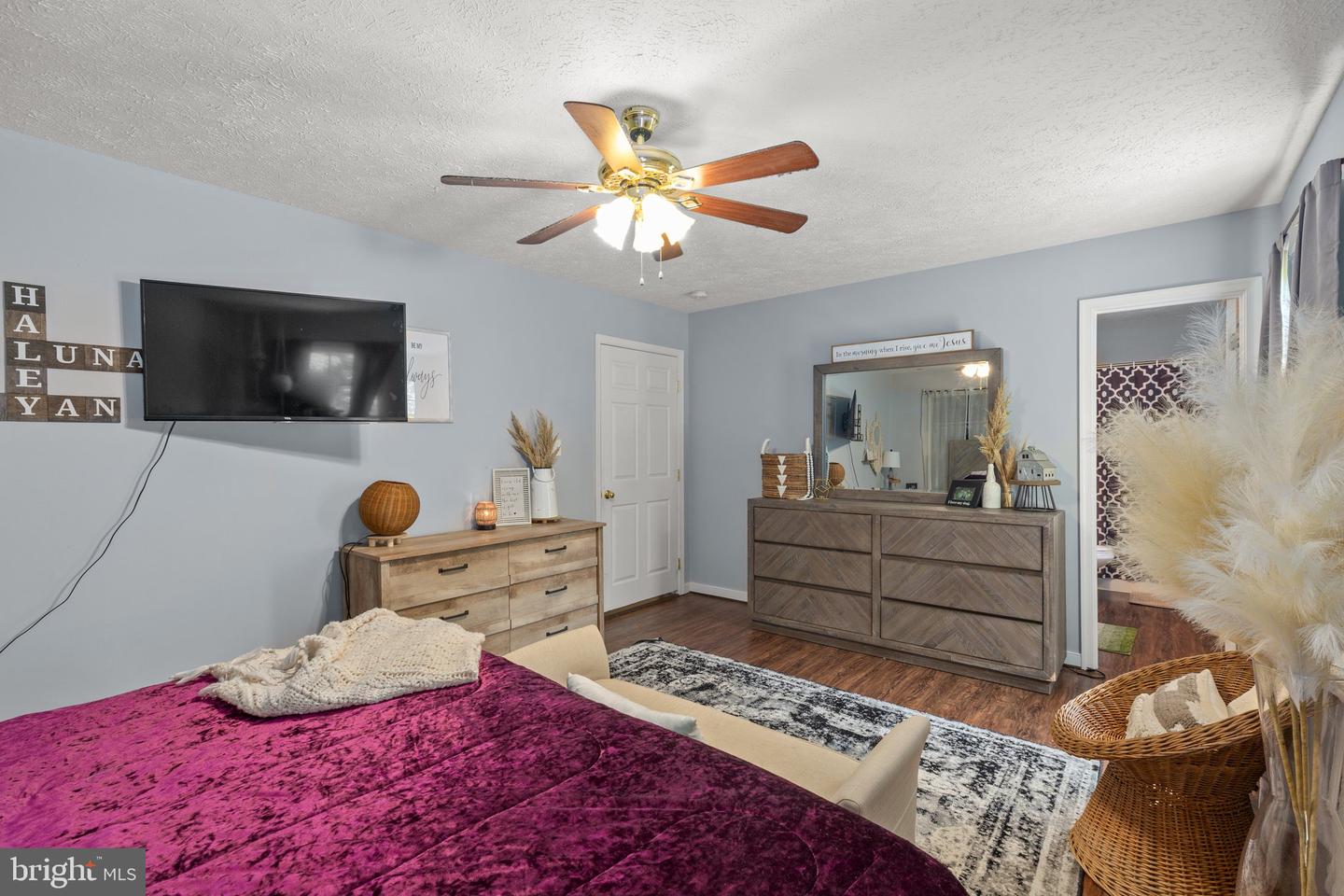 646 Louisa Farms LANE