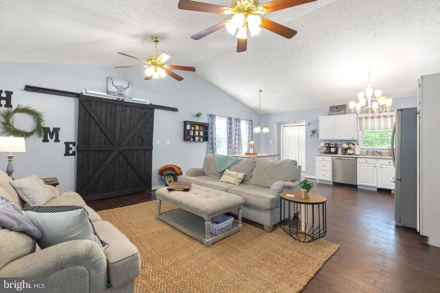 646 Louisa Farms LANE