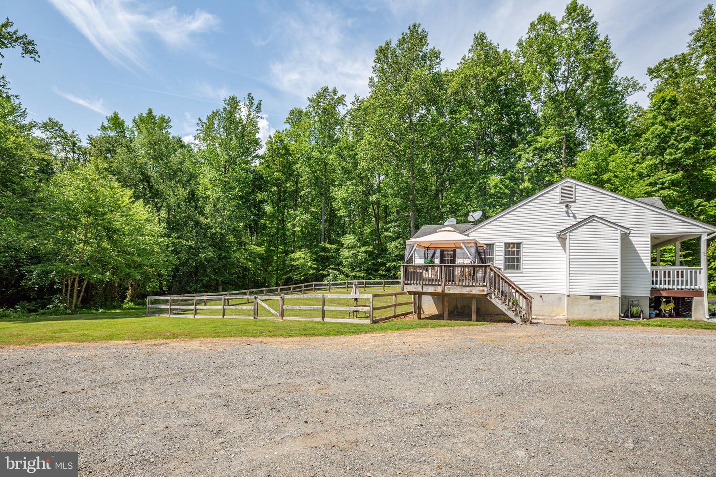 646 Louisa Farms LANE