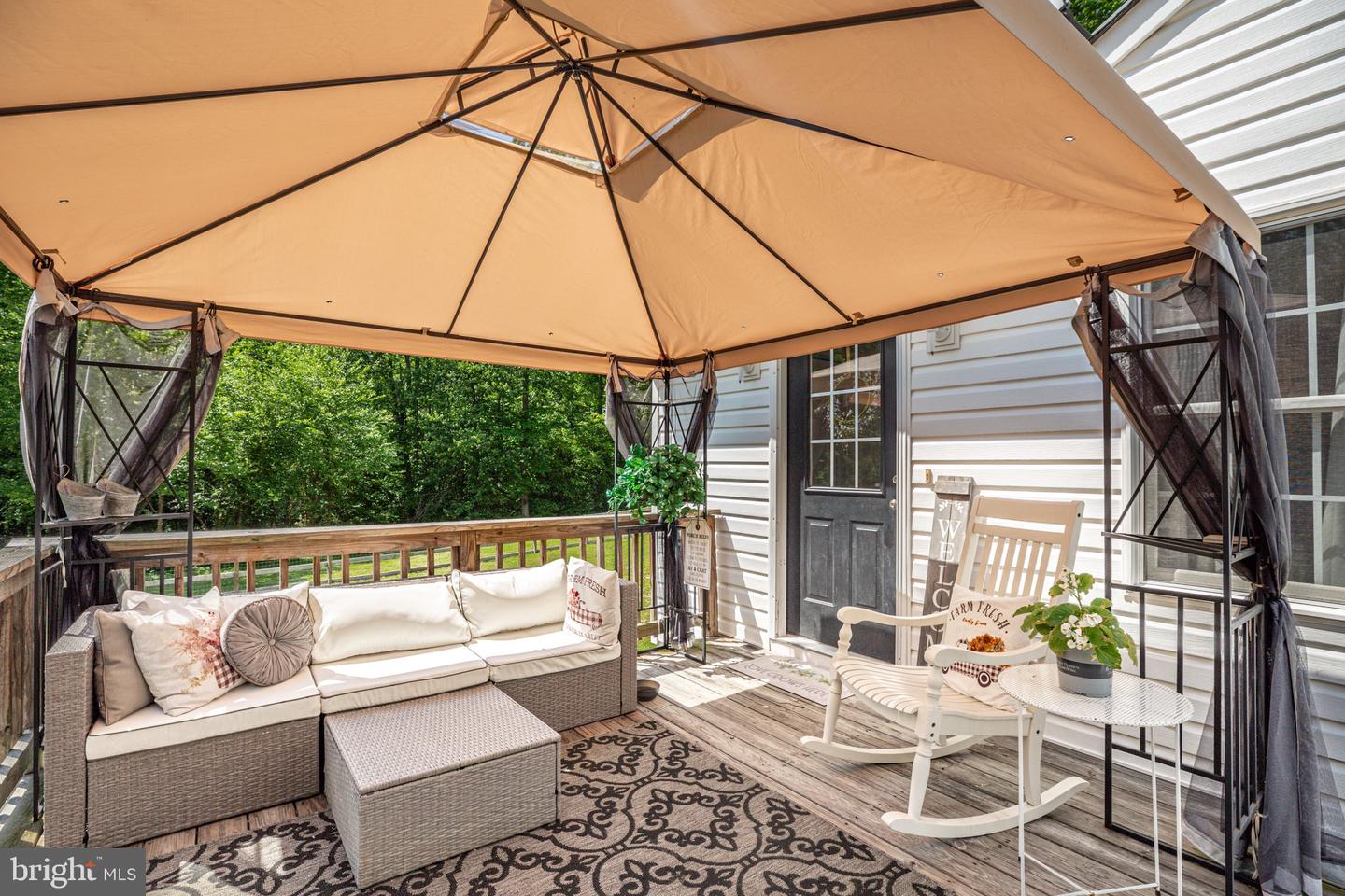 646 Louisa Farms LANE
