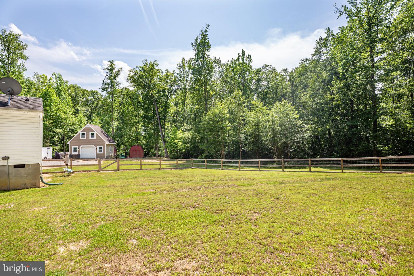 646 Louisa Farms LANE