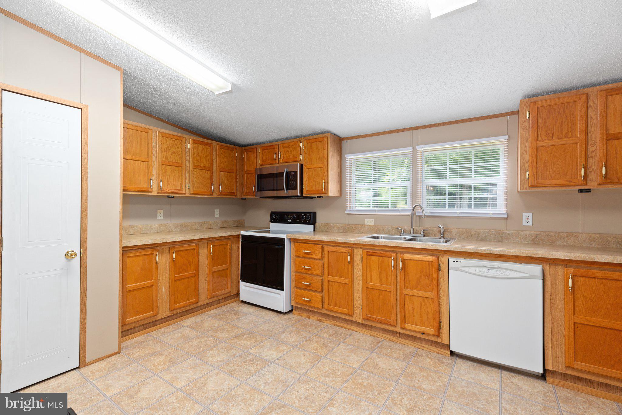 2122 Belle Meade ROAD
