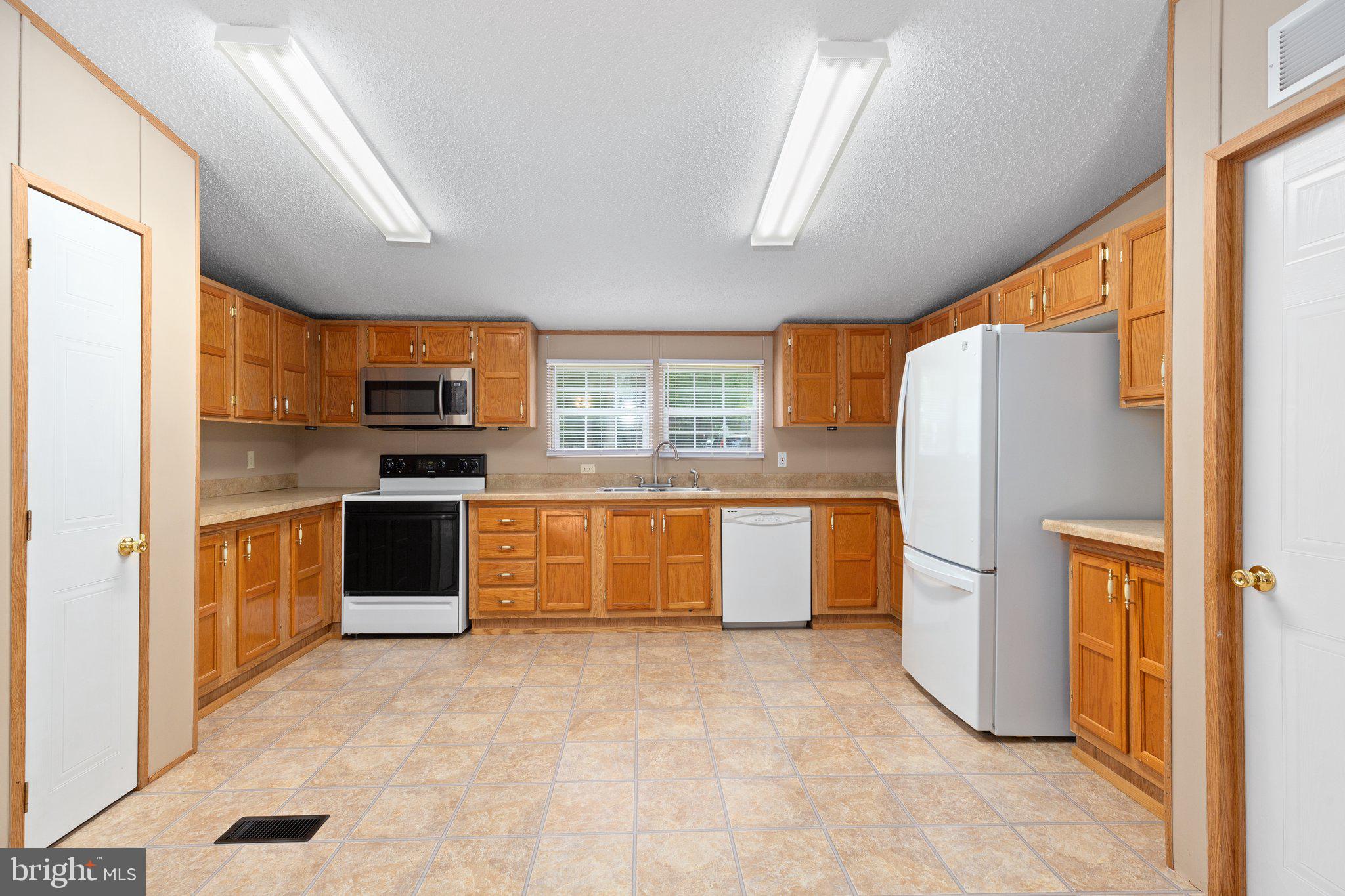 2122 Belle Meade ROAD
