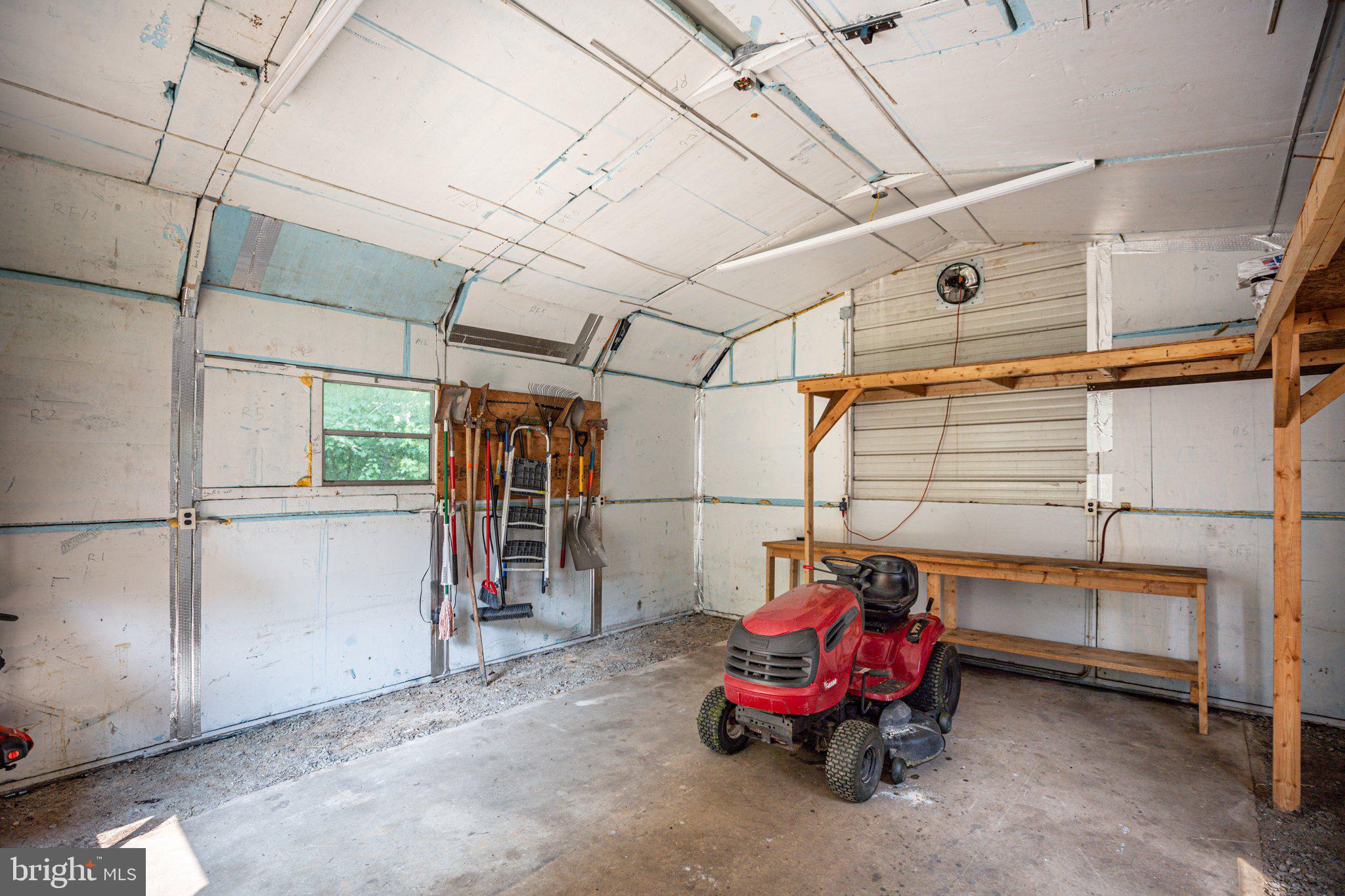 2122 Belle Meade ROAD