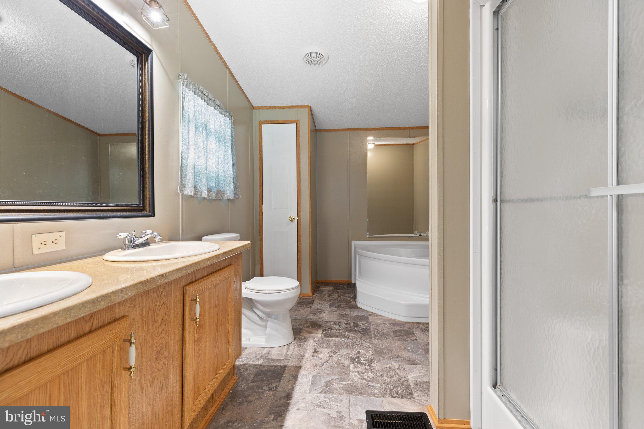 2122 Belle Meade ROAD