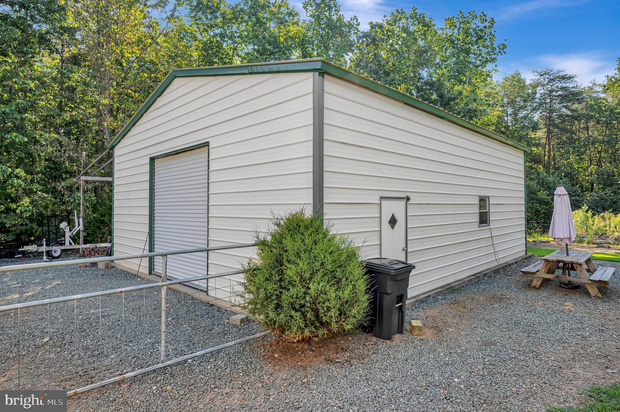 281 White Walnut ROAD