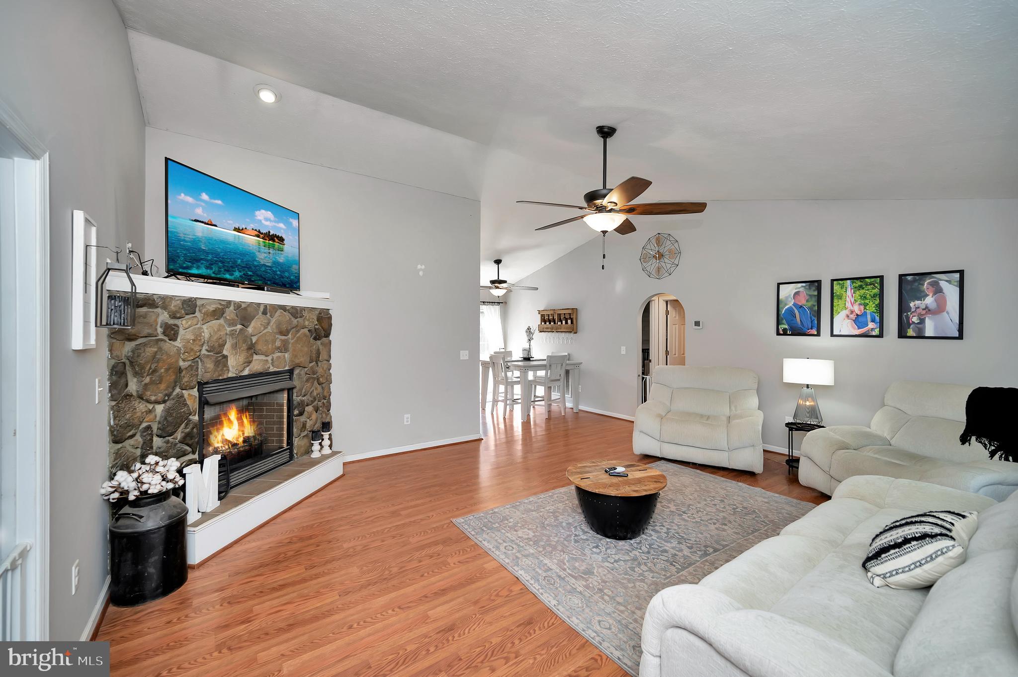 281 White Walnut ROAD