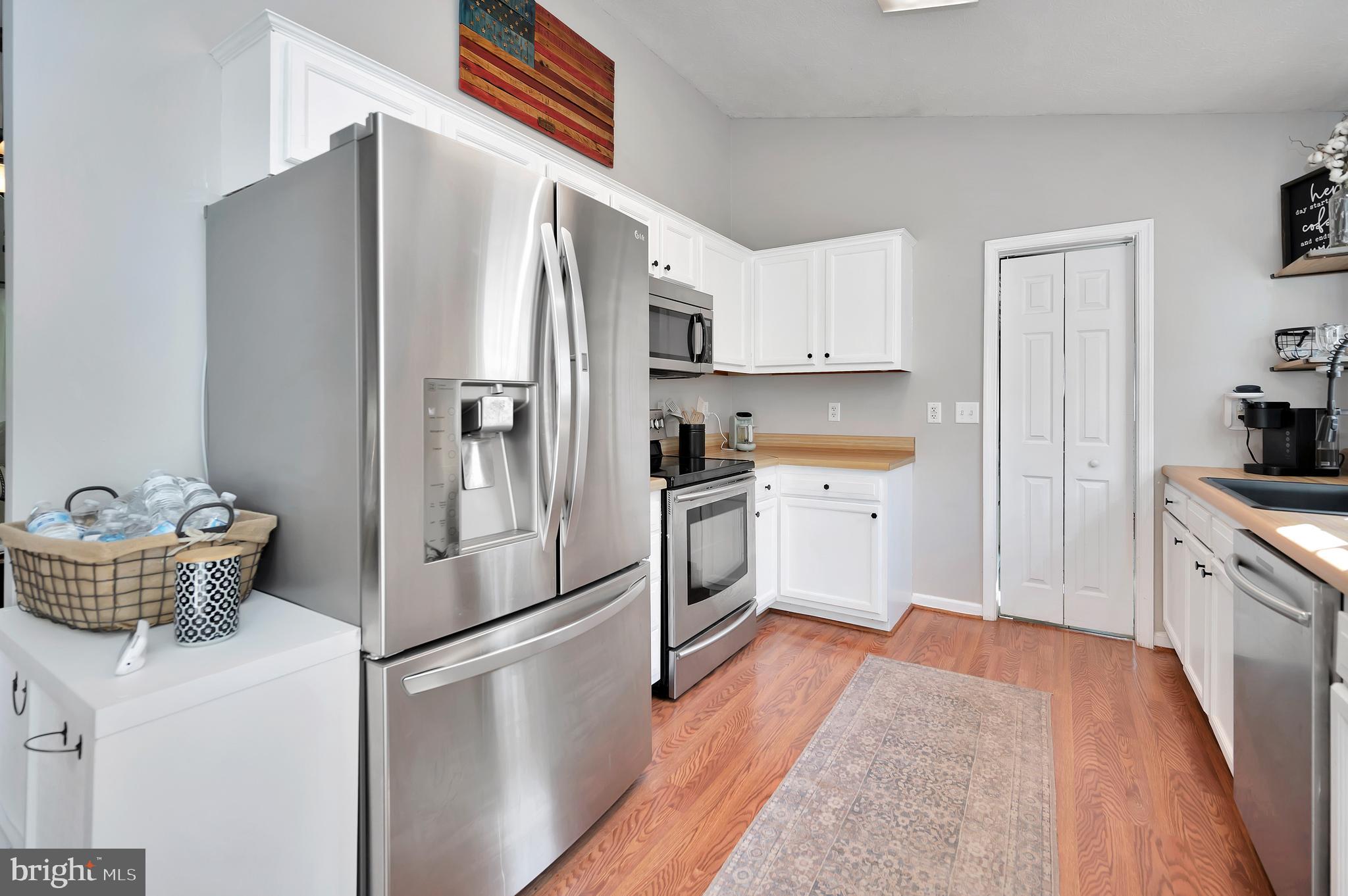 281 White Walnut ROAD