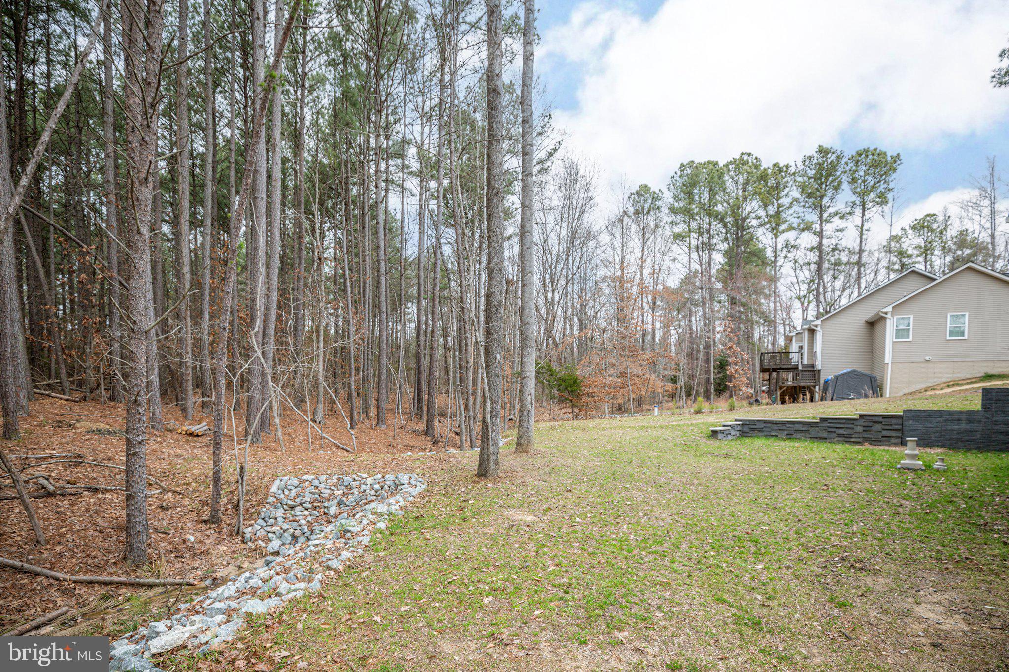 300 Hemlock Loop