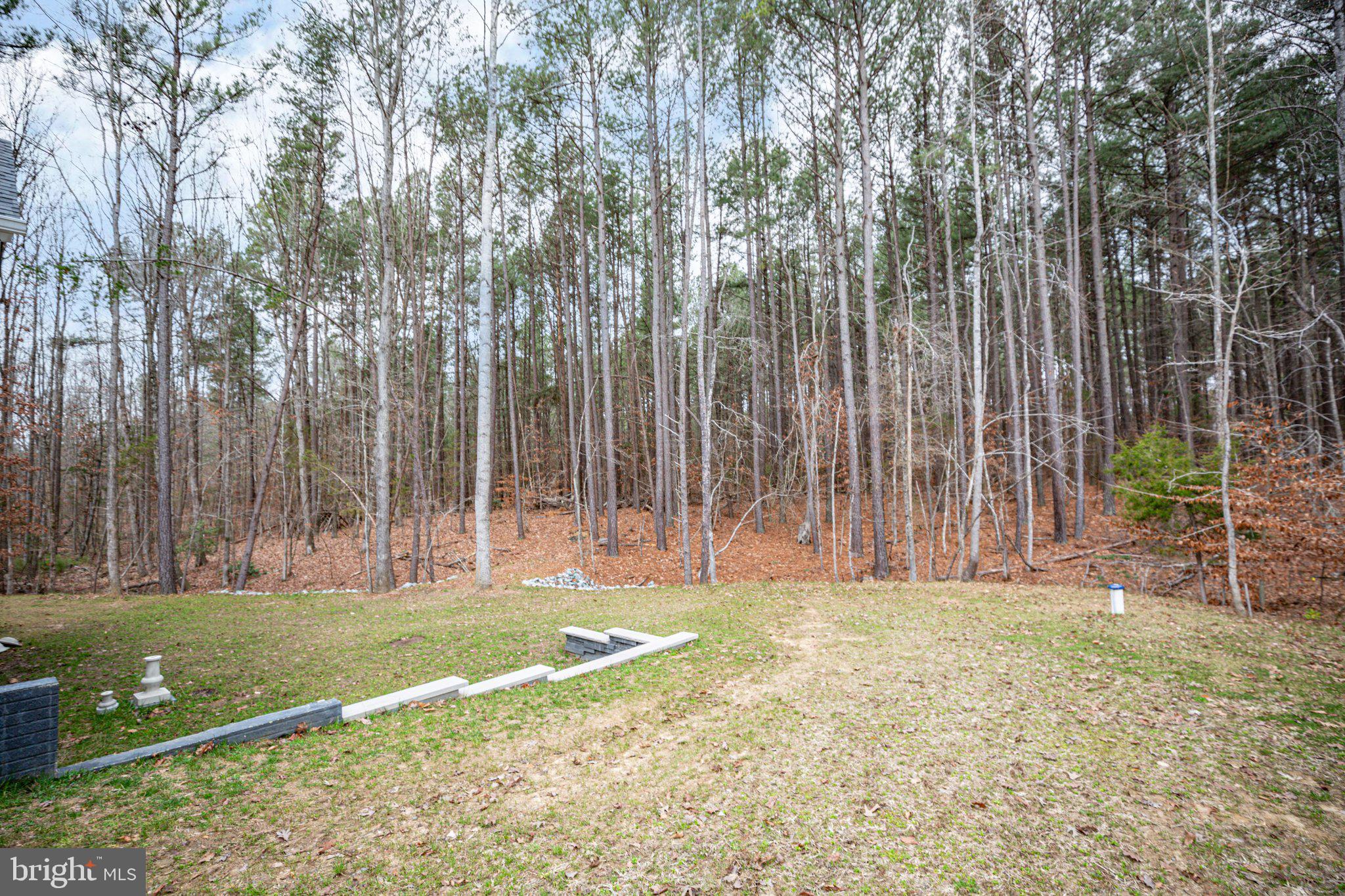 300 Hemlock Loop