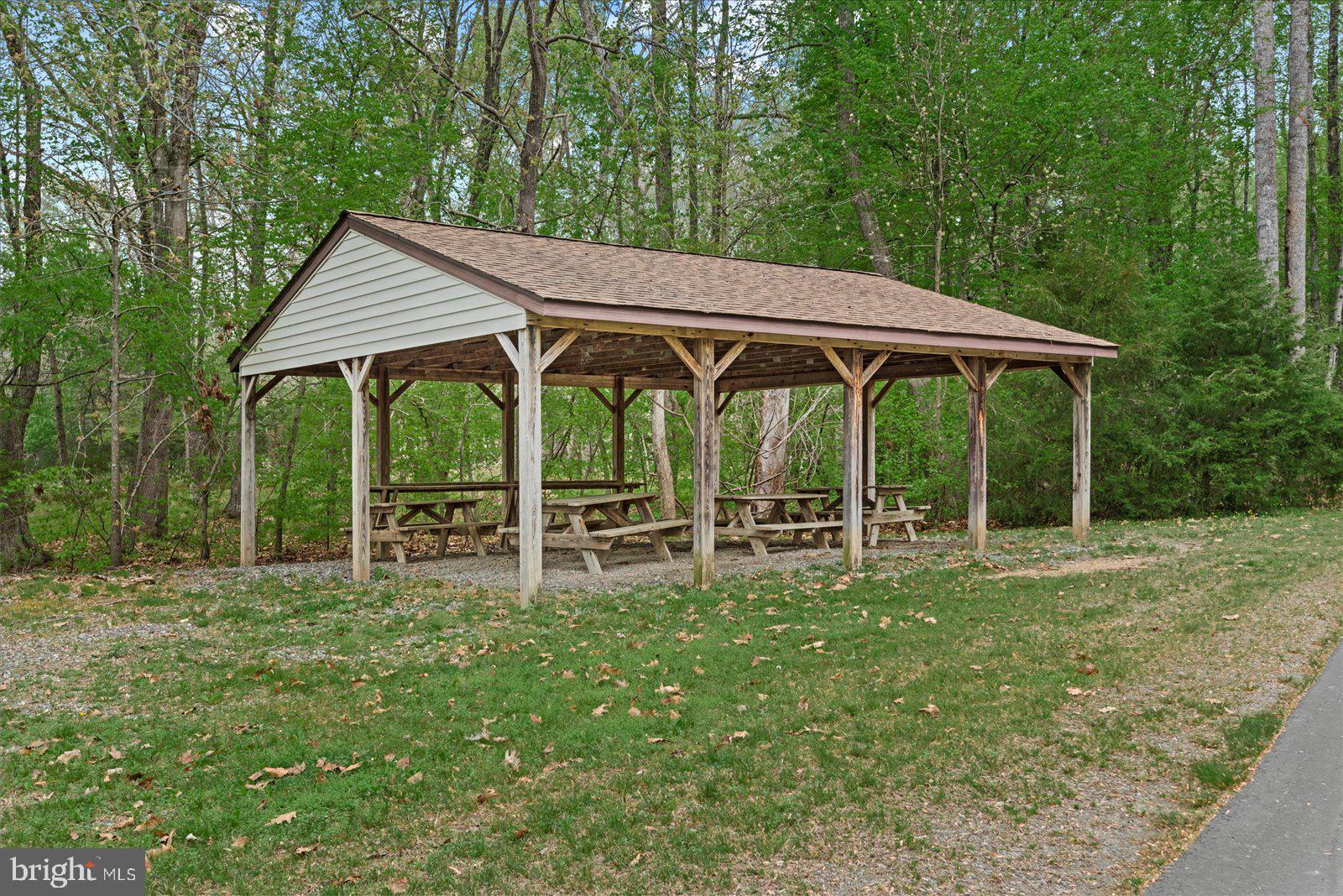 200 Weise Dr