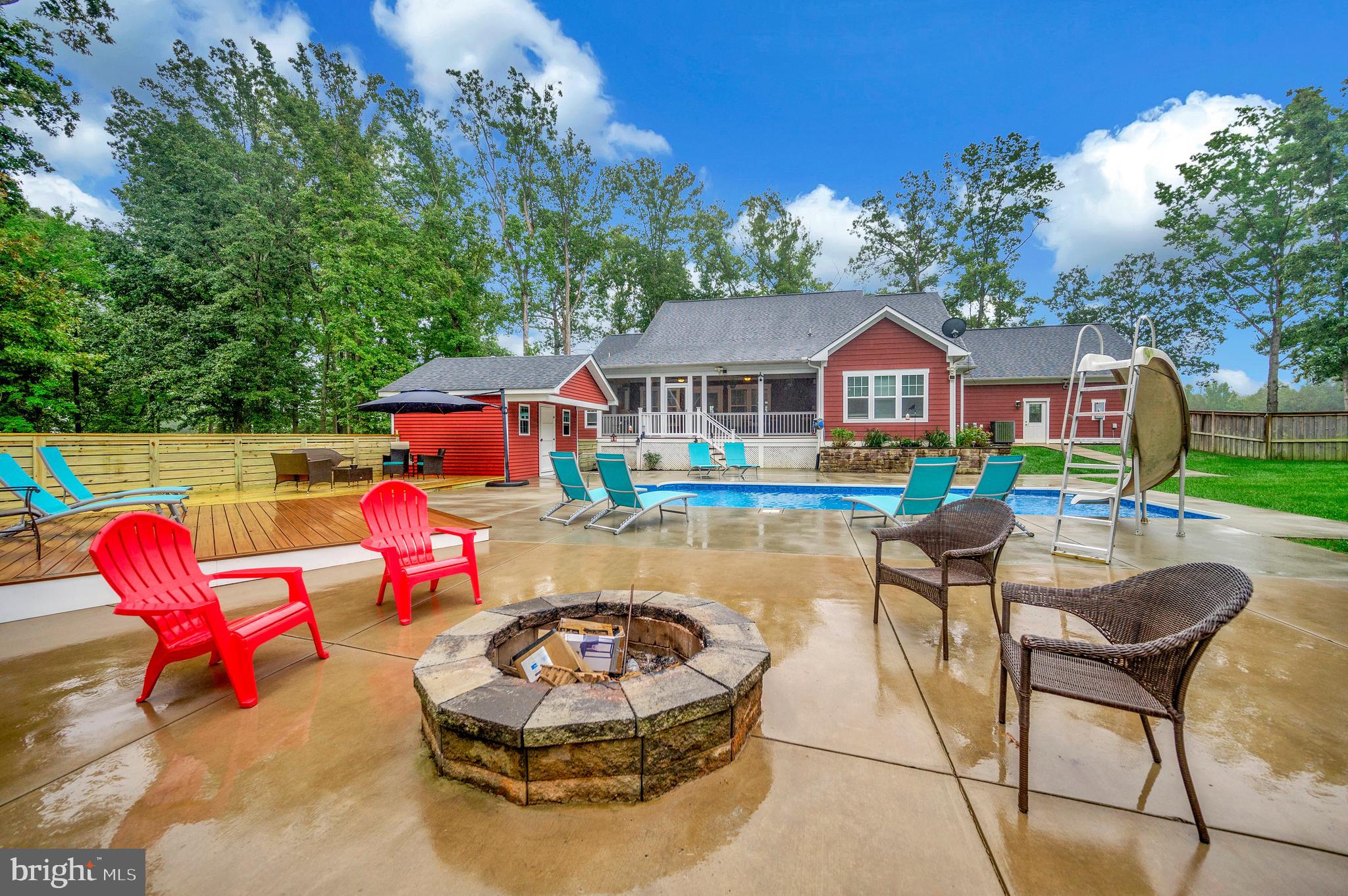 30 Gill Ln
