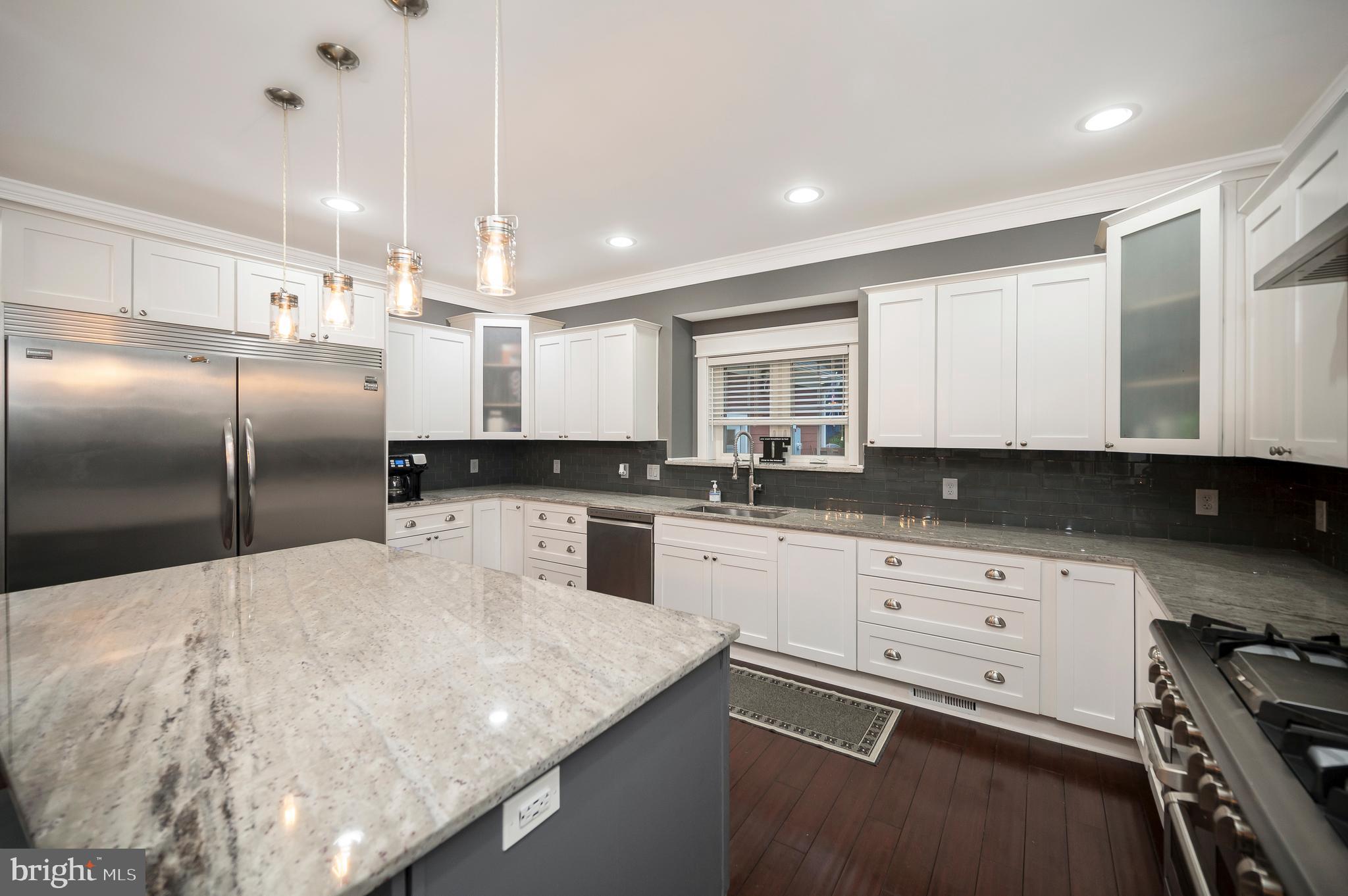 30 Gill Ln