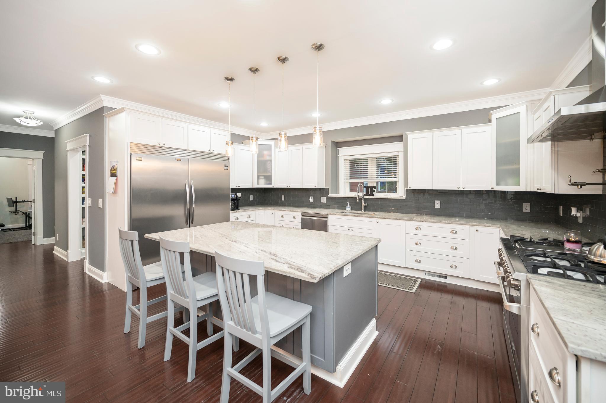 30 Gill Ln