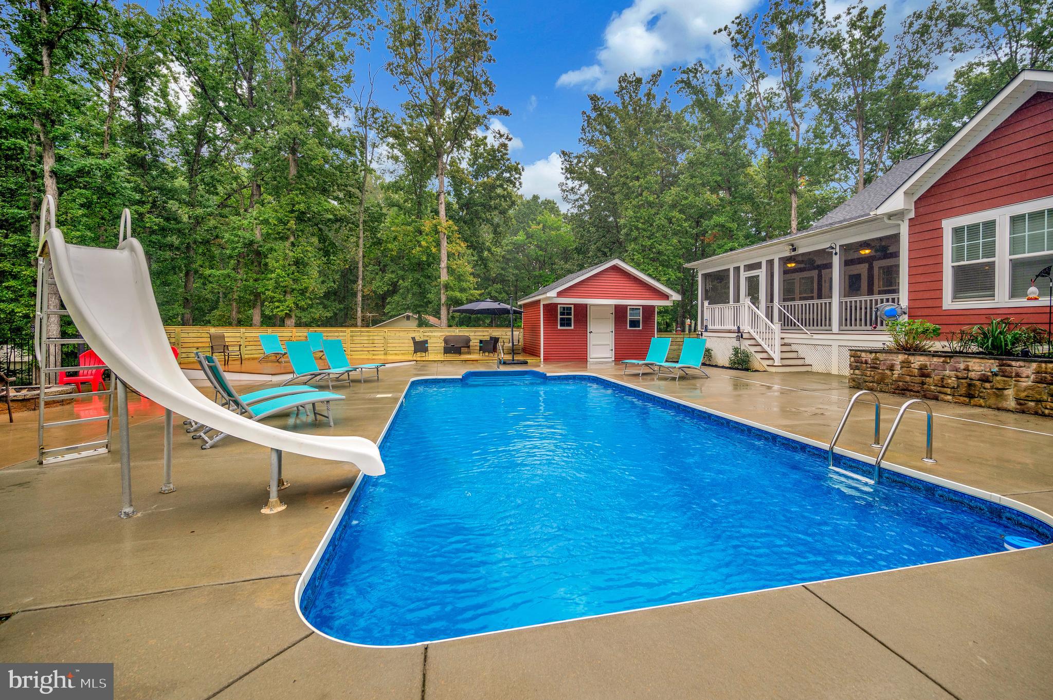 30 Gill Ln