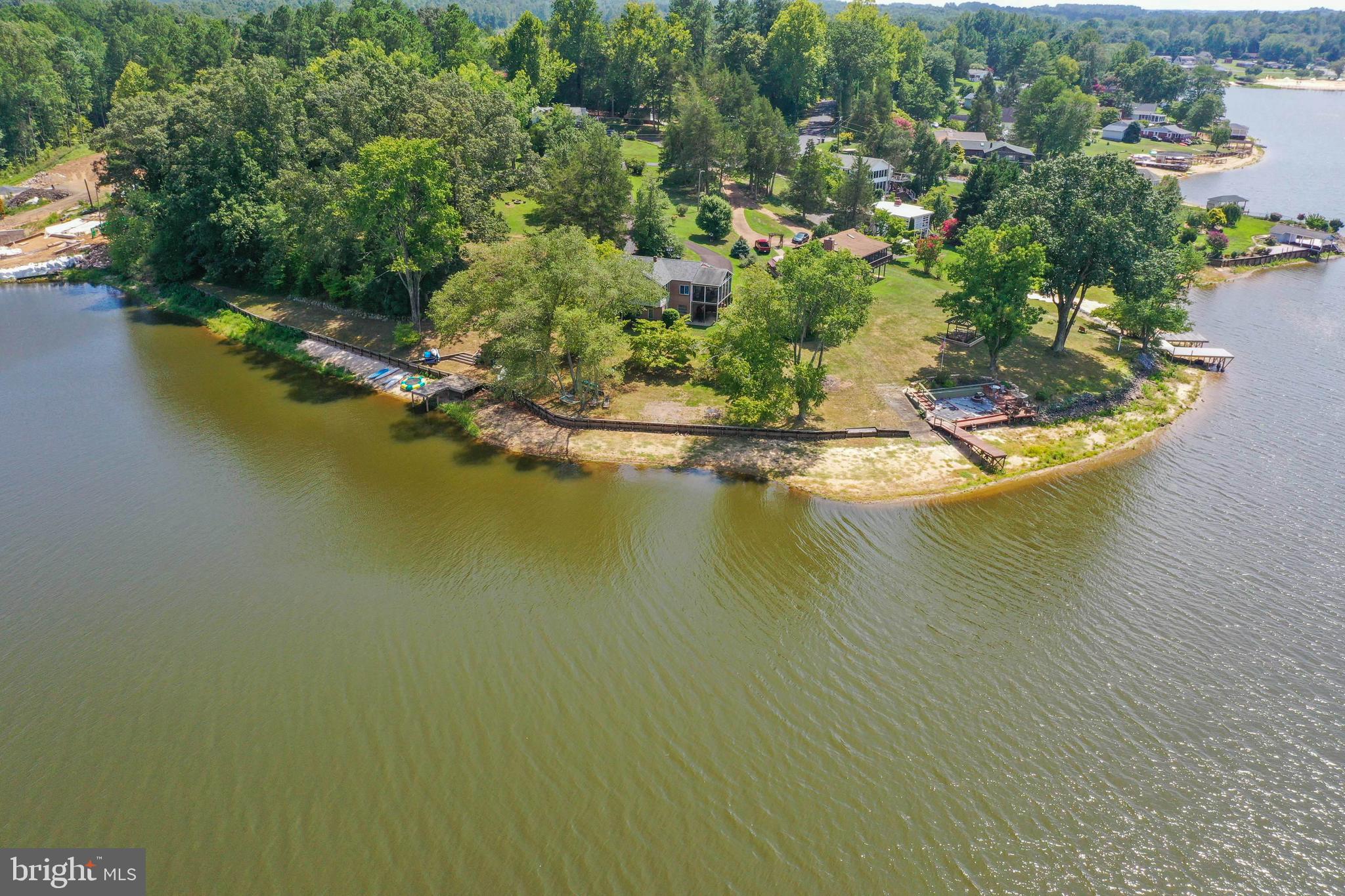 285 LAKEVIEW CIRCLE